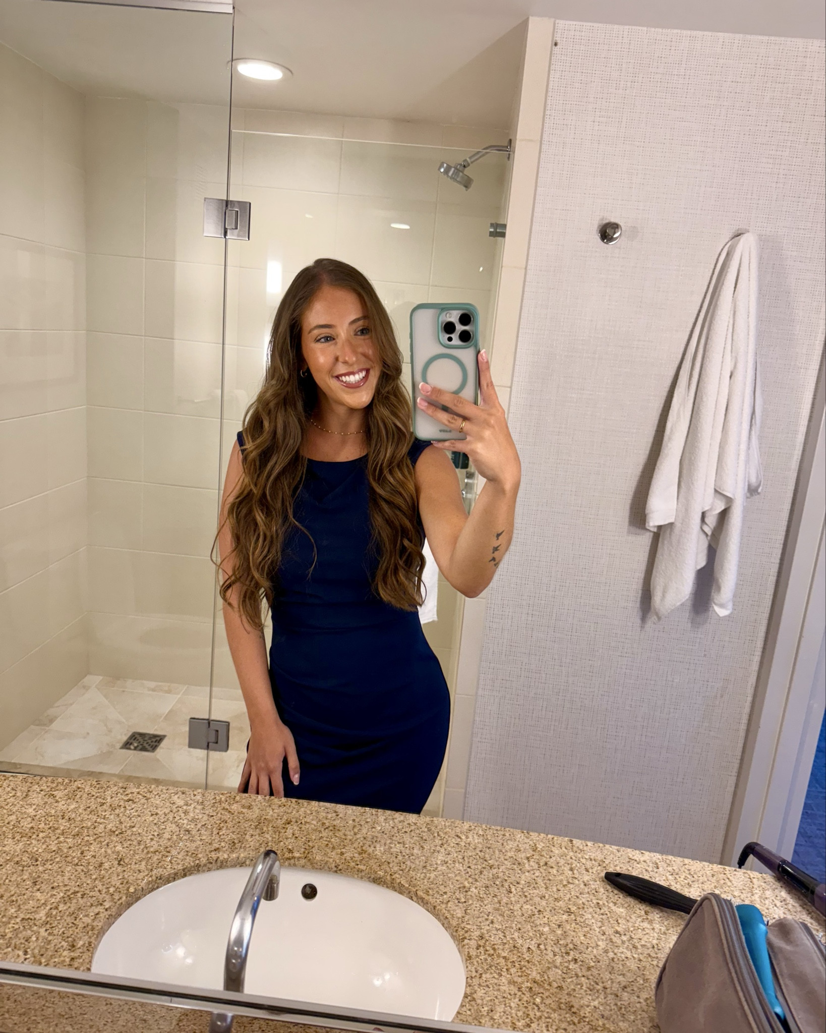 Business formal work wear/ 
Midi business dress 

#LTKWorkwear #LTKFindsUnder50