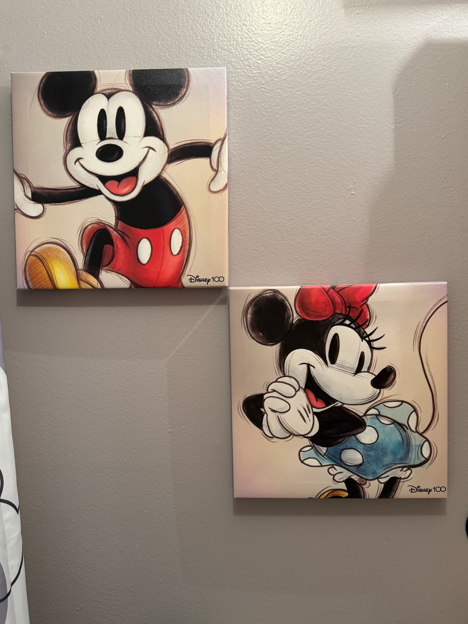 Disney decor minnie and mickey. Disney home 

#LTKfindsunder50 #LTKfamily #LTKhome