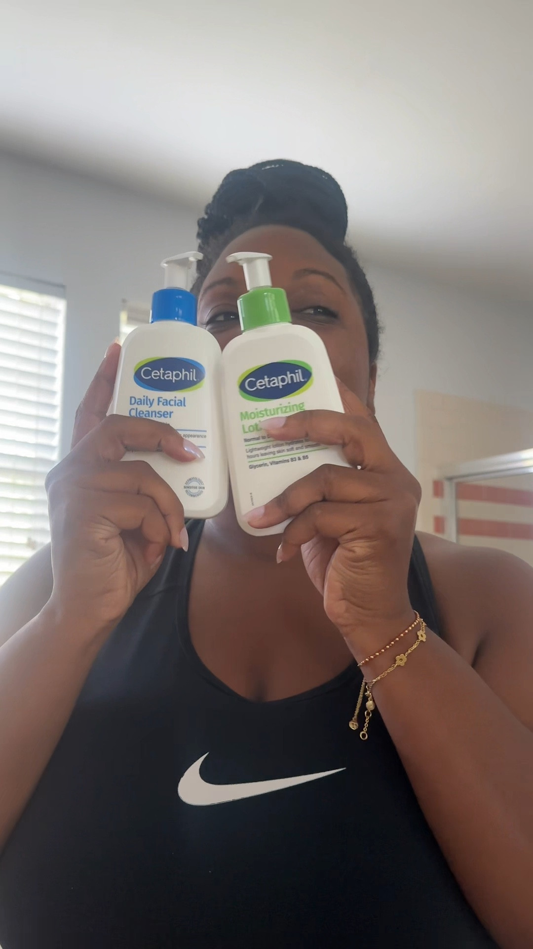 using cetaphil to wash off last night’s look 💄💋 anyone else ever forget to clean off their makeup? 

#LTKU #LTKBeauty #LTKStyleTip