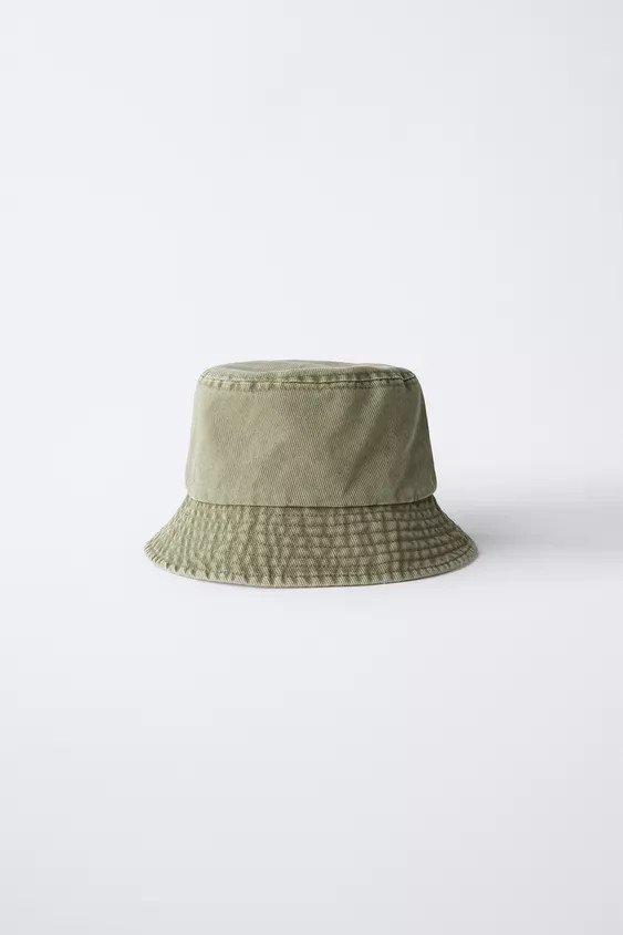 Bucket hat with a washed effect fabric. | Zara US