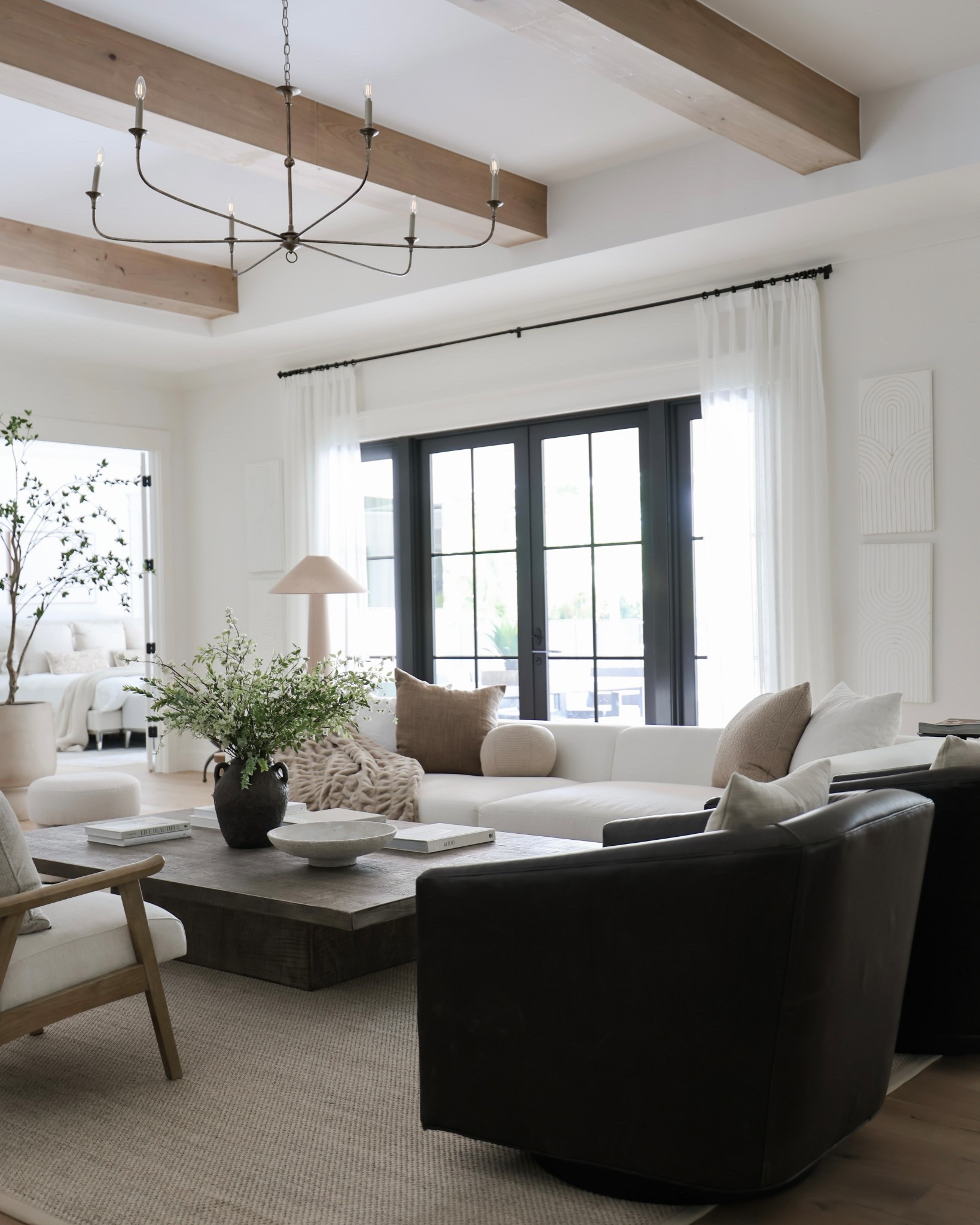 Living room inspo! 

#LTKHome #LTKStyleTip #LTKFindsUnder100