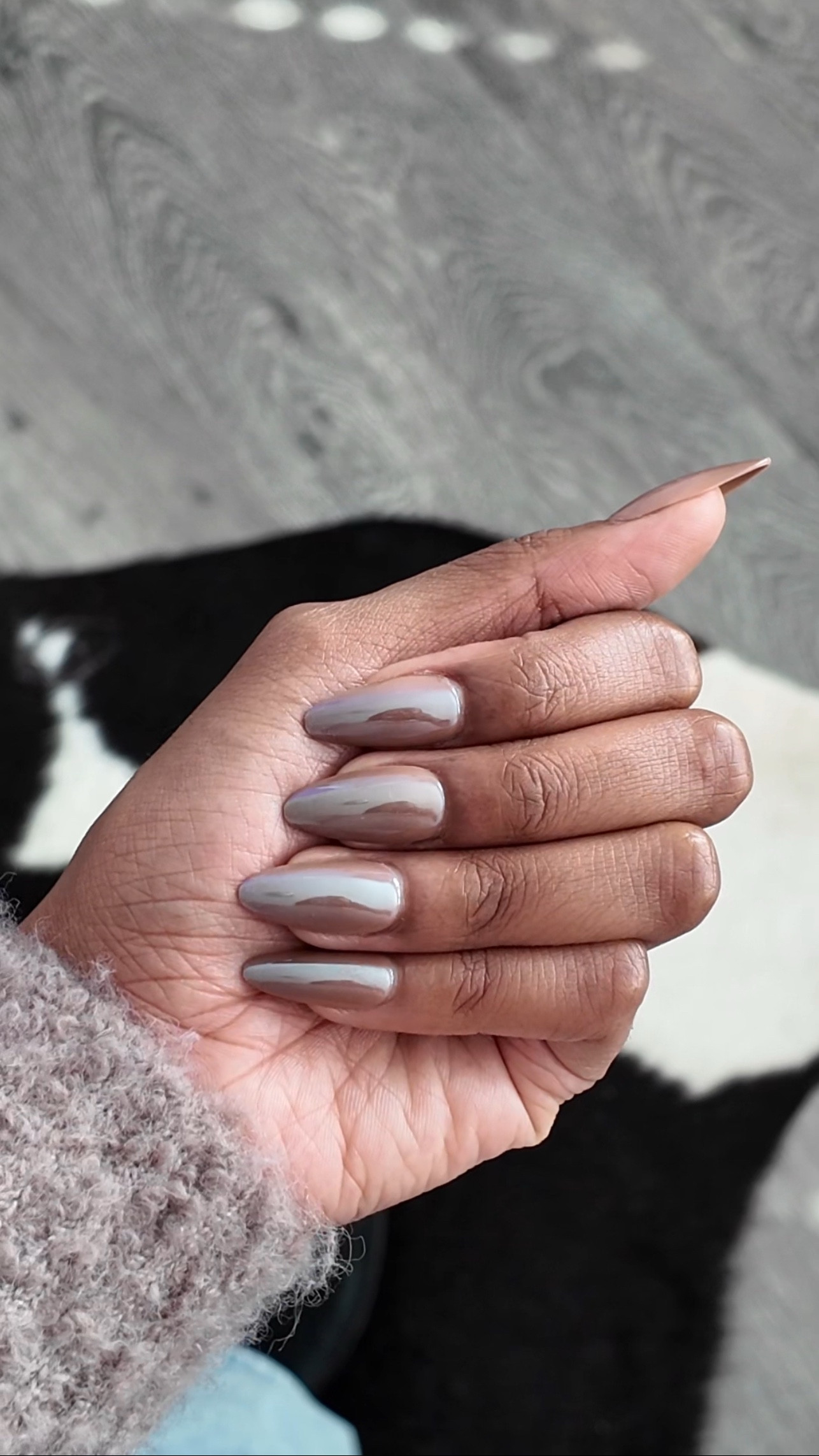 When I say OBSESSED... I mean press-ons for LIFE.
But listen, quality matters!! And nail prep is the secret sauce-buff, push those cuties back, and file for the perfect fit.
The real MVP? Beauty Secrets nail glue from Sally's. Thank me later.
2025 is all about saving $$$, leveling up our skills, and staying flawless. Period.

#LTKMostLoved #LTKStyleTip #LTKBeauty