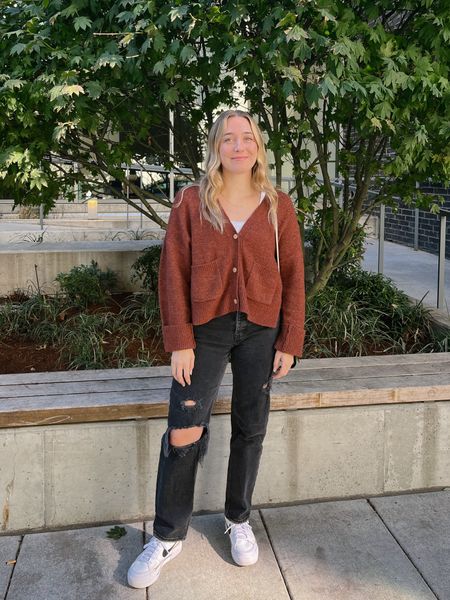 fall outfit idea🤎 wearing s tank and cardigan, 26 jeans and shoes tts

fall style, fall outfits, Abercrombie jeans, fall outfit ideas, neutral fall outfit, casual style, outfit inspo 

#LTKshoecrush #LTKfindsunder100 #LTKstyletip