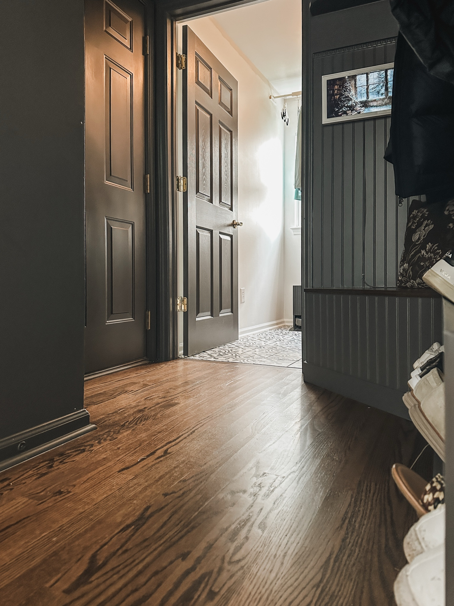 Looking for links for this room? Here you go! Everything from hooks to wallpaper. Btw the wall color is SW Peppercorn  