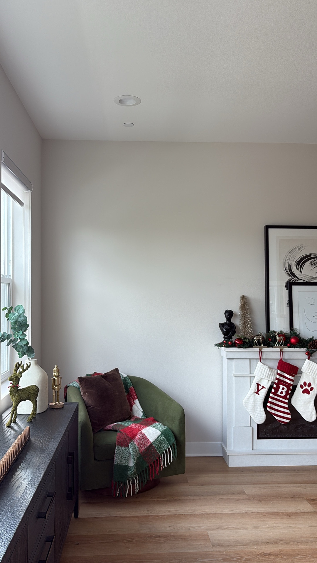 YAY FOR CHRISTMAS DECOR!!! my second time decorating in my life and I feel like an alien still lol…everything is new, so many details…I love what I was able to create despite my lack of experience:) im going to buy some more things for Black Friday too! So excited!!

#LTKstorytime #LTKHoliday #LTKHome