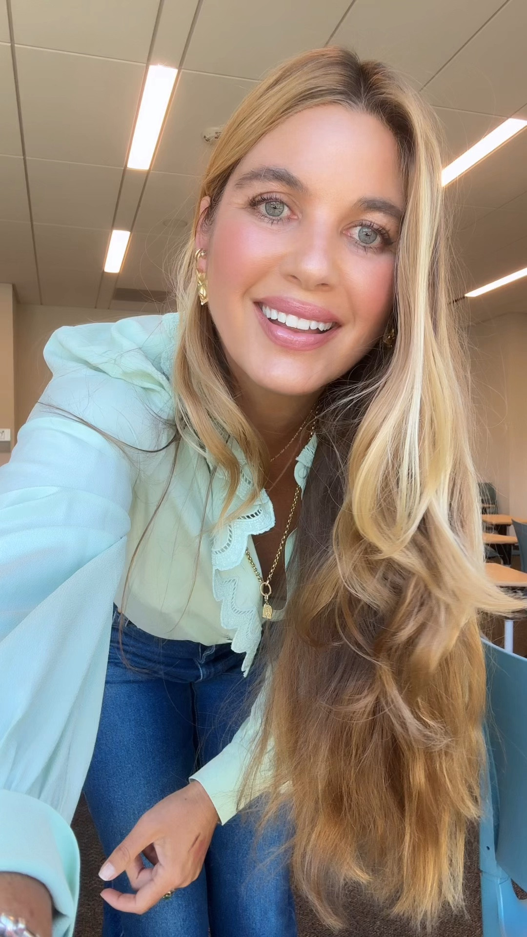 Lip liner is spicy smoke
Lipstick is 01 undressed pink 
Lip gloss is velvet 
Hair: Académie Hair Sea Glass (use AH20 for 20% off…code expires 4/20)
Shirt size 8
Jeans 38 (linked something similar) 

#LTKdayinmylife #LTKBeauty #LTKWorkwear