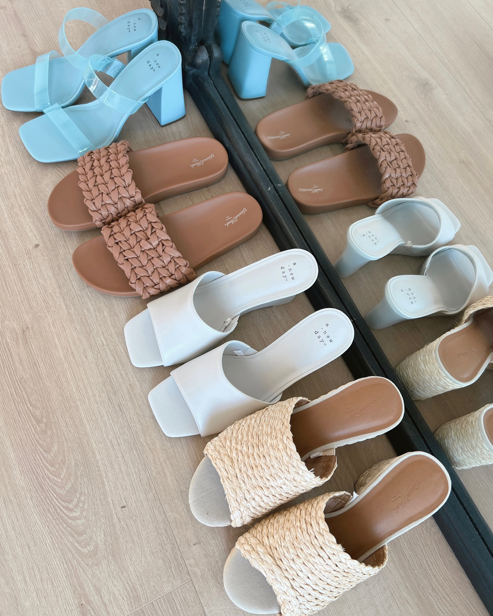 Target Accessories! 👡👜Click below to shop the post!

Madison Payne, Accessories, Target, Budget Fashion, Affordable


#LTKunder50 #LTKSeasonal #LTKshoecrush