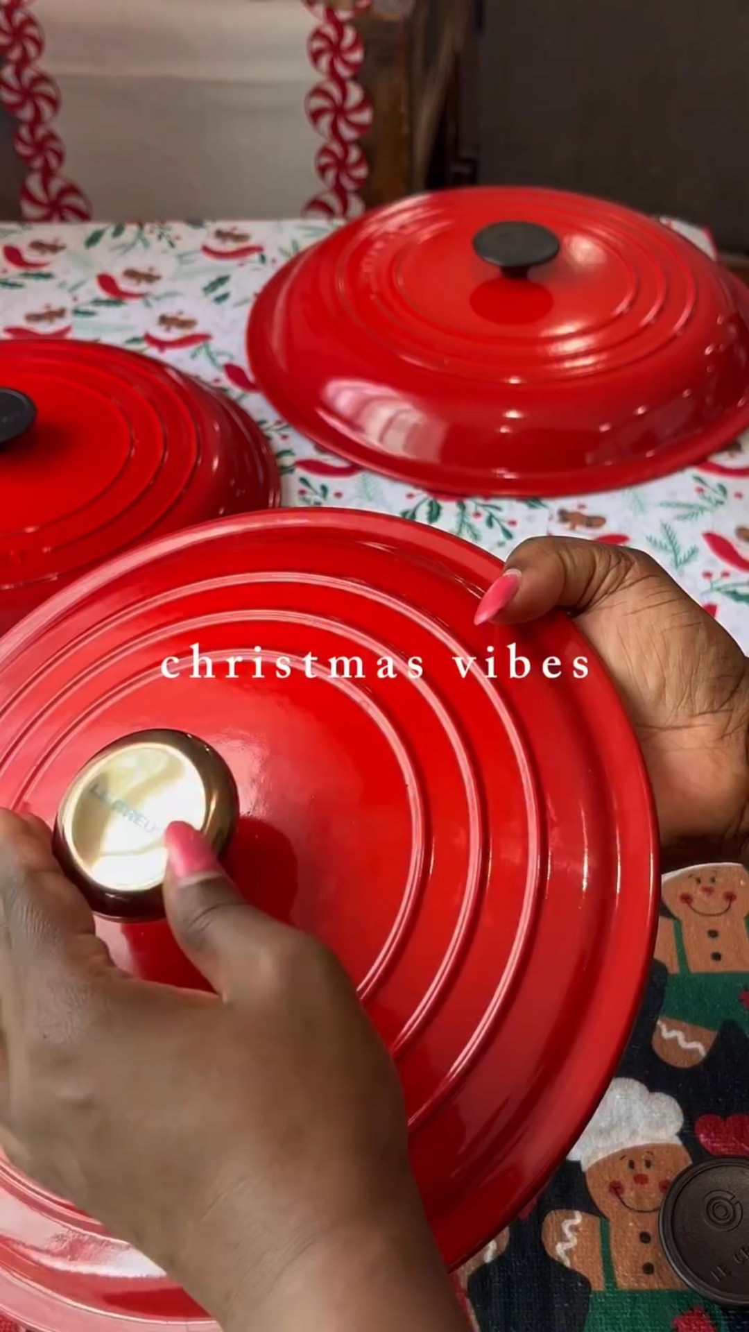 Merry Christmas 🎄 ✨🎁

#fyp #christmas #happyholiday #merry #lecreuset