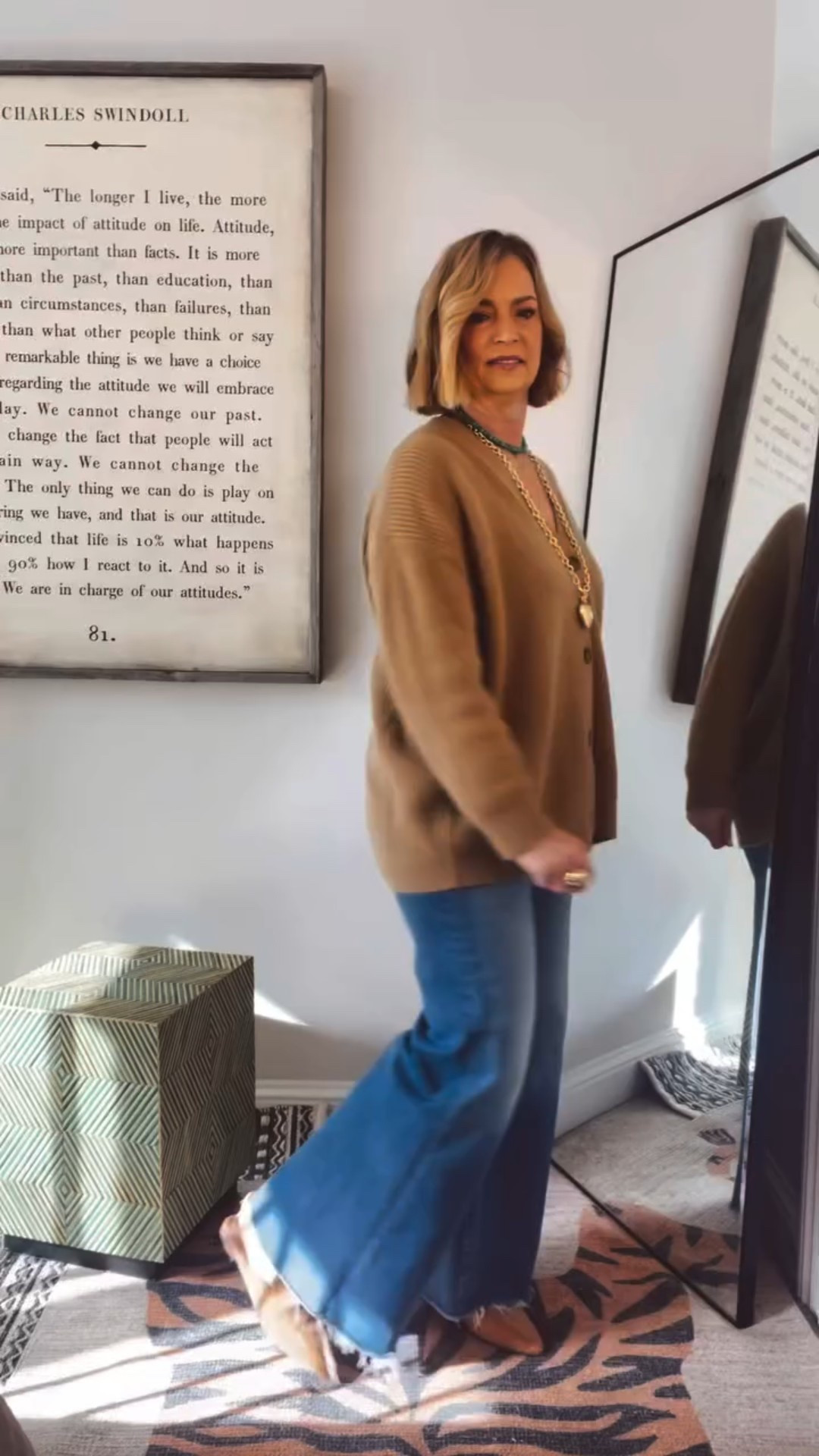 My favorite outfit this week so far. Day 15 of Shopping my Closet until Spring. I bet you’ll catch me wearing this @jennikayne sweater 10 years from now. I can’t imagine ever not loving it. Also, I hadn’t worn these jeans in awhile and forgot how awesome they are. Shopping my closet has been a treasure hunt so far. 🏴‍☠️

#shoppingmycloset #wearwhatiown #noshopping #nohaulzone #midlifecloset