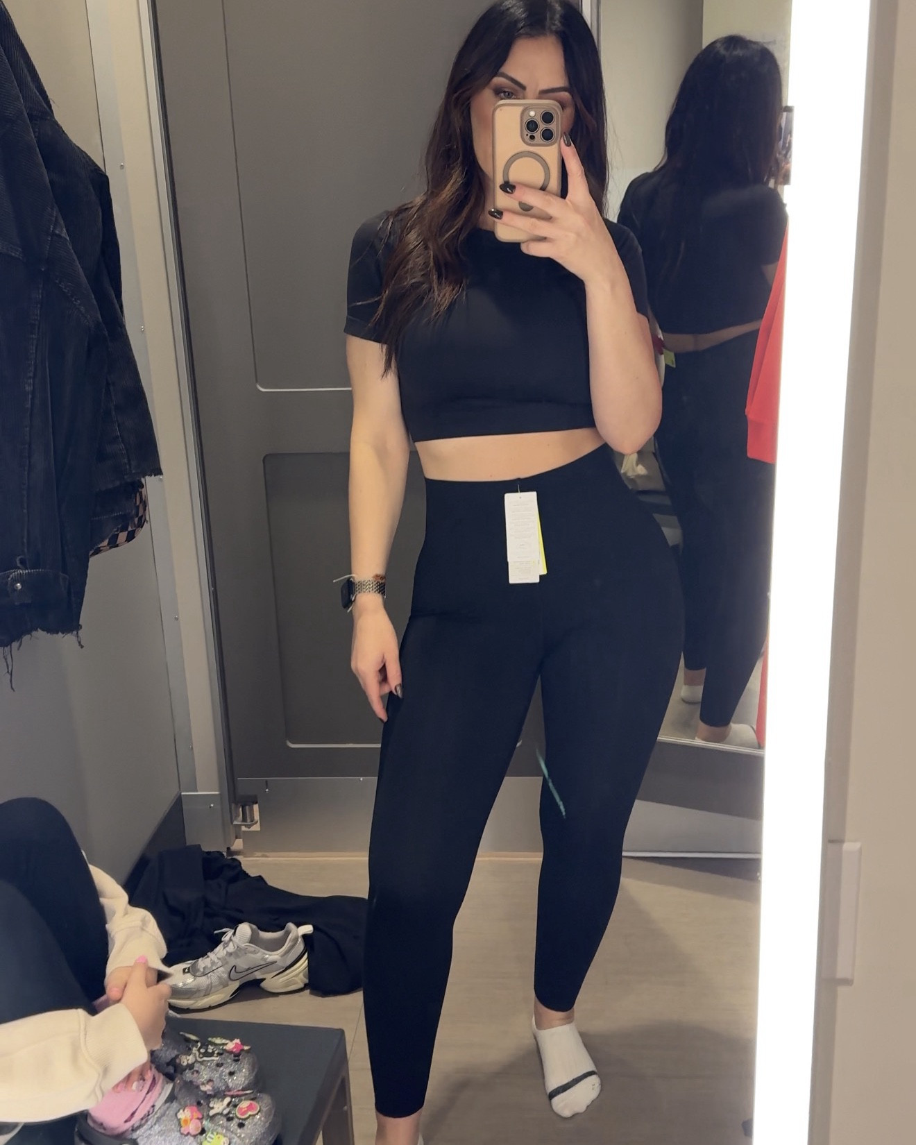 These black leggings are officially my new go-to 🤍
Super soft, flattering, and perfect for running errands, workouts, or just lounging at home.
Linked for anyone who wants the ultimate everyday legging! ✨

#LTKActive #LTKfitnessgoals #LTKgrwm