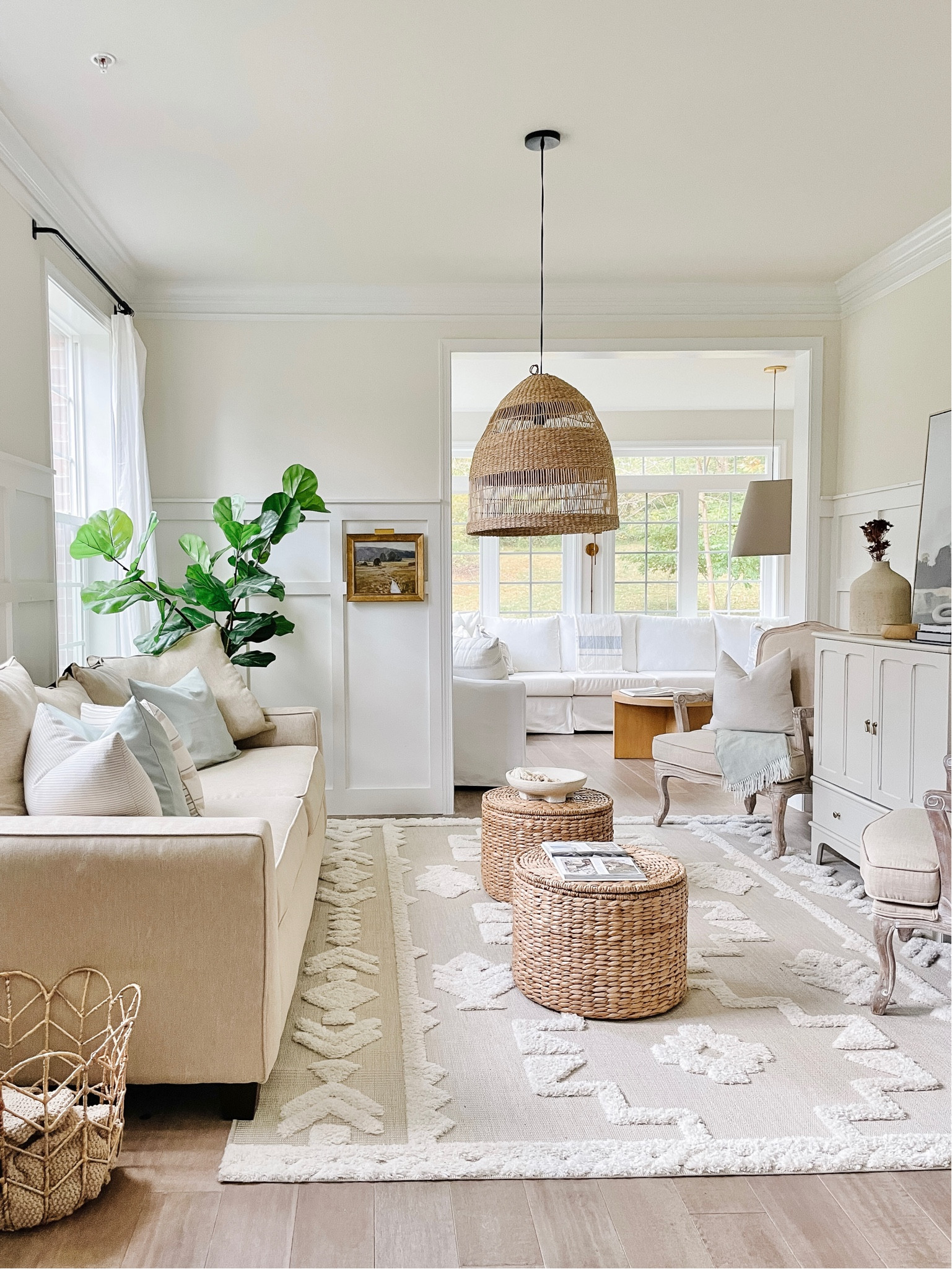 Living Room! ❤️

#LTKfindsunder50 #LTKfindsunder100 #LTKhome