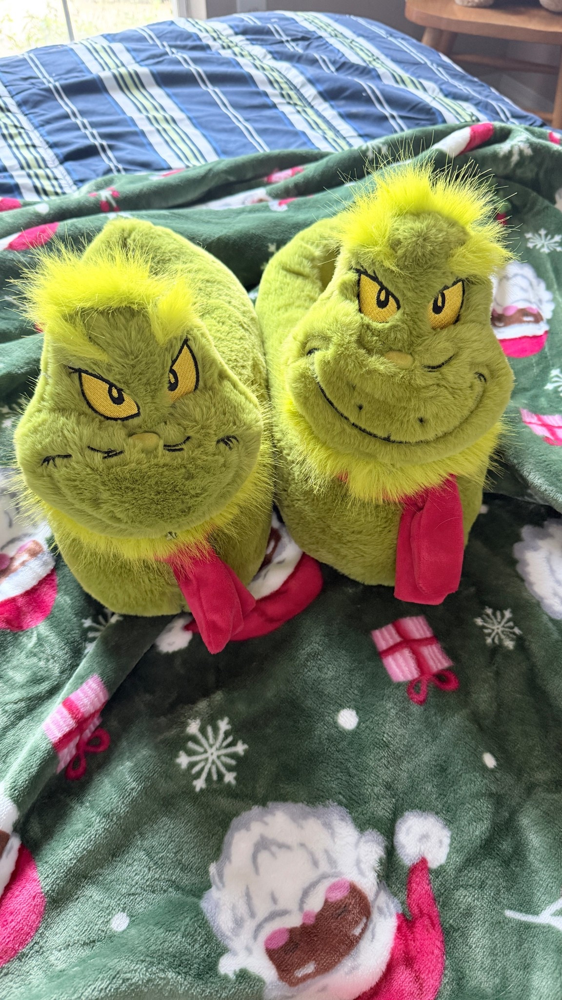 💚✨ Stole these for my son because… how perfect are they?!
Cozy, silly, and very Who-ville approved... the Grinch slippers are officially his new favorite. 🎄💚

#LTKHoliday #LTKGiftGuide #LTKMens