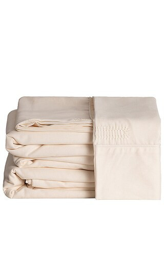Ettitude Queen Linen+ Sheet Set in Cream. | Revolve Clothing (Global)
