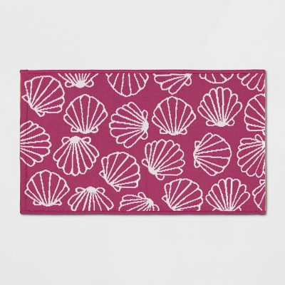 20"x34" Sea Shells Striped Reversible Accent Rug Pink/White - Sun Squad™ | Target