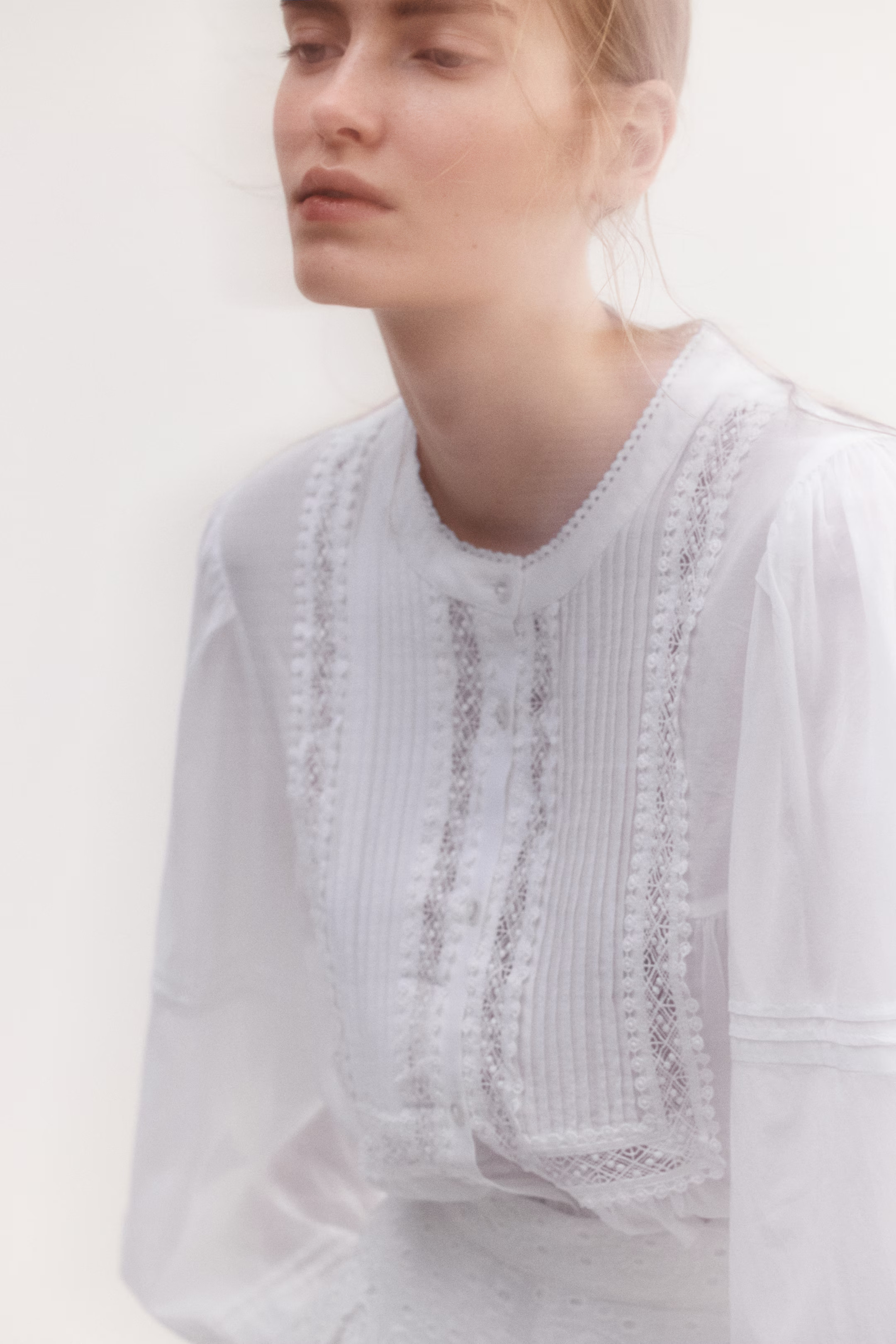 Blusa con jaretas | H&M (FR, IT, ES, PT, BE)