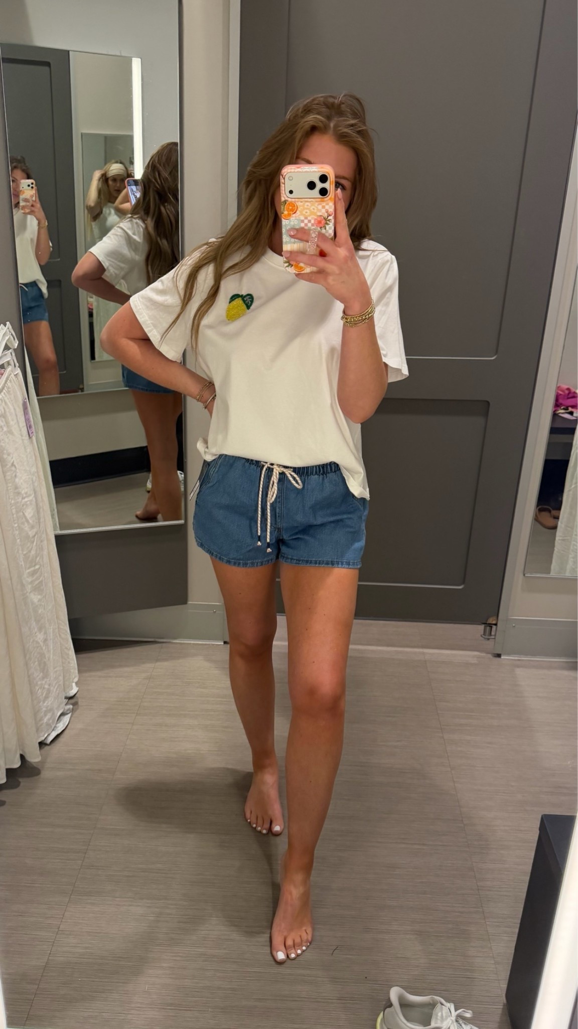 Omg the 🍋 shirt + the comfiest pull on shorts 🫶🏼

#LTKdayinmylife #LTKootd #LTKgrwm