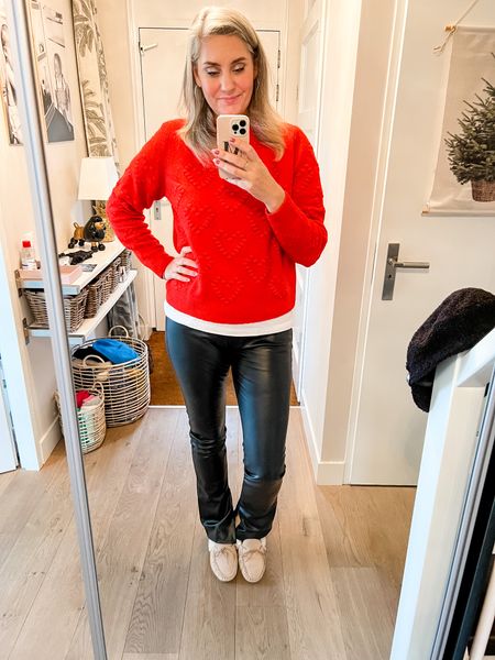 Outfits of the week 

Red heart sweater paired with slightly flared faux leather pants (old, Zara). And I am wearing slippers since I am home most of the day. 



#LTKSeasonal #LTKHoliday #LTKeurope