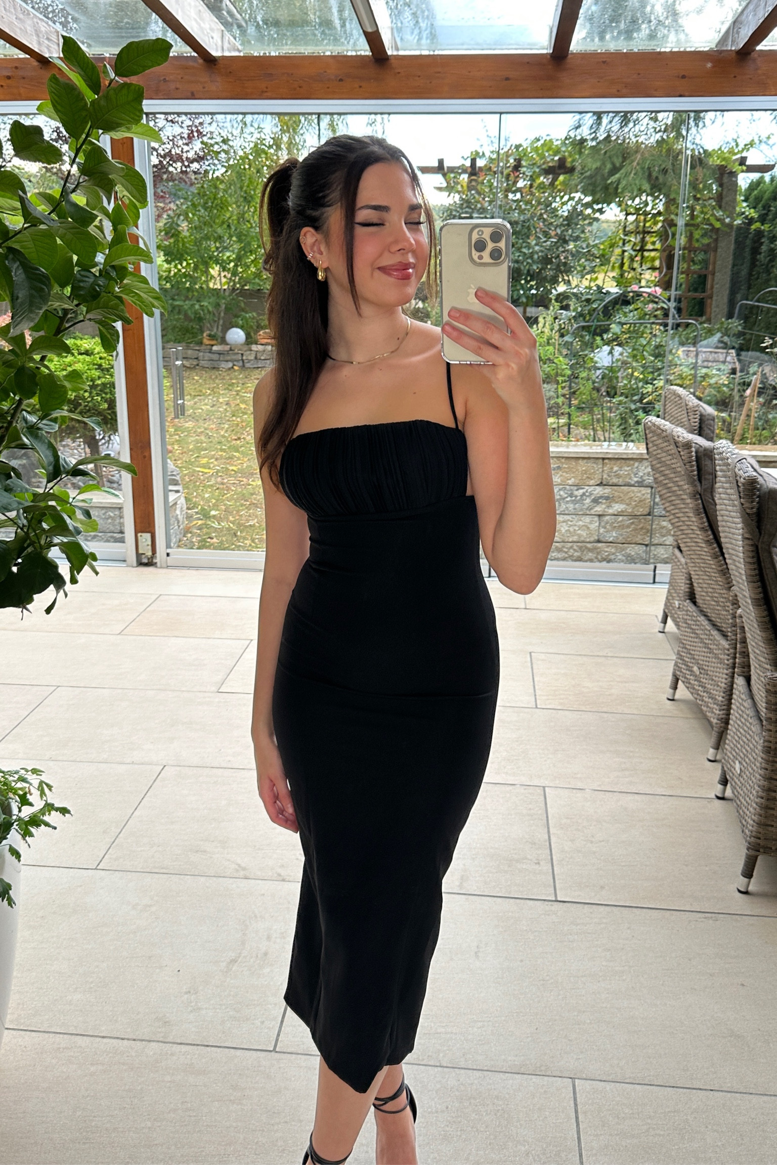 Bodycon Dress, Midi dress, black dress 


#LTKstyletip