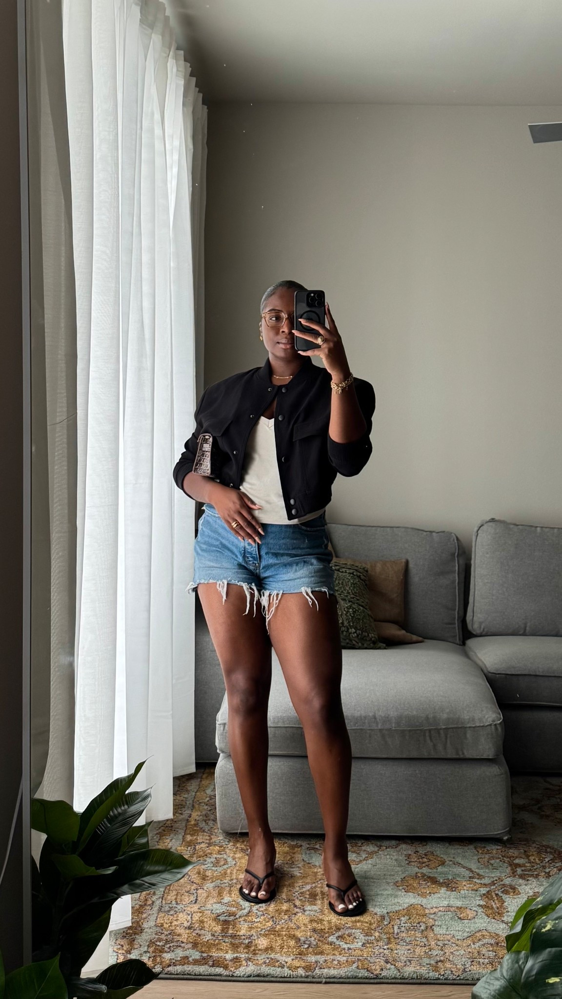OOTD

#LTKFindsUnder100 #LTKItBag #LTKStyleTip