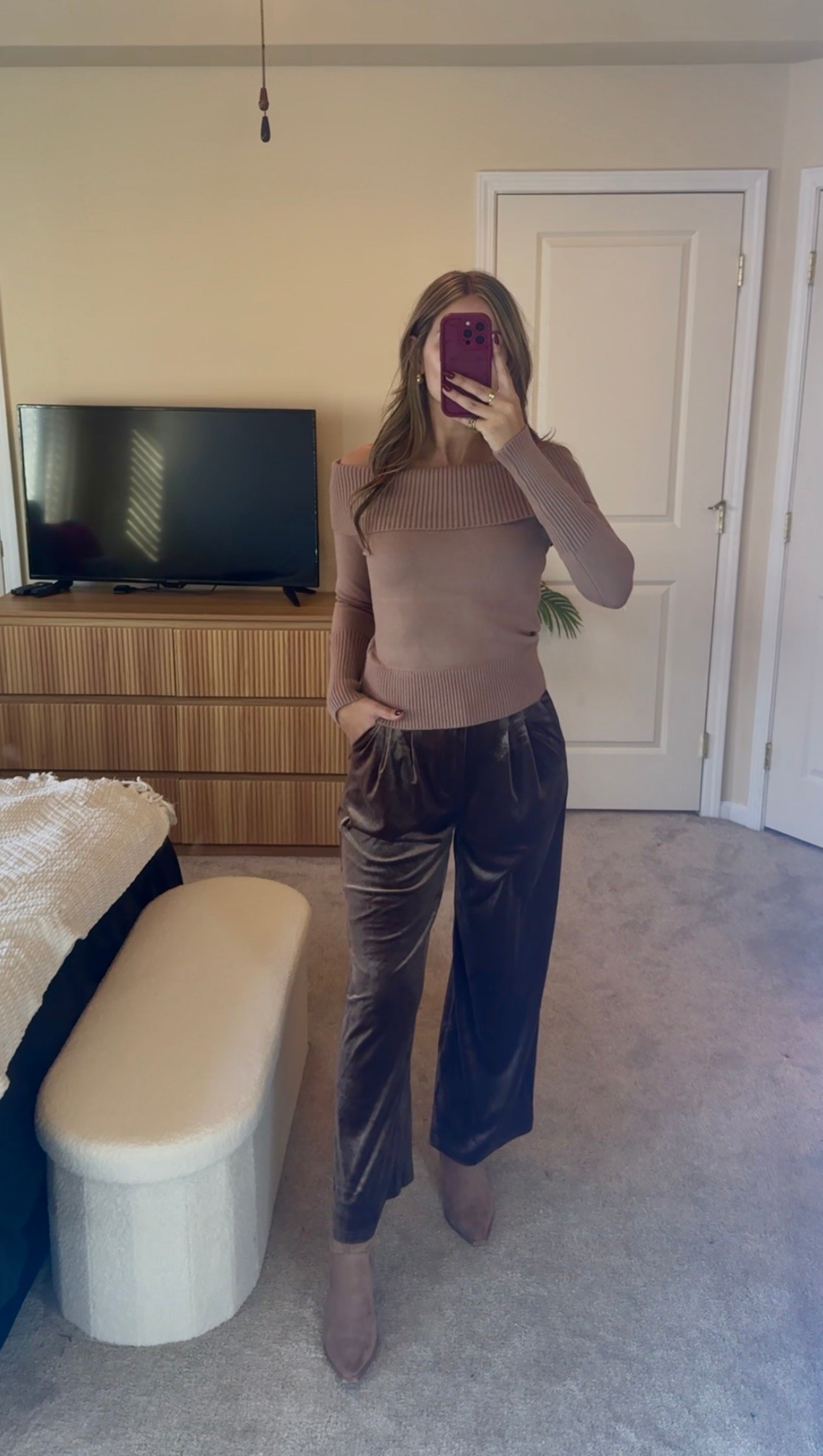 wish the pants were a little longer on me but cute with these boots!

#LTKSeasonal #LTKFindsUnder100 #LTKFindsUnder50