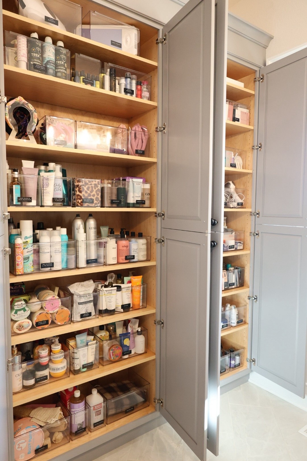 Great bins for your bathroom products! Acrylic material, easy to clean if dirty and very durable! We use these in almost every home we organize! 

#LTKHome