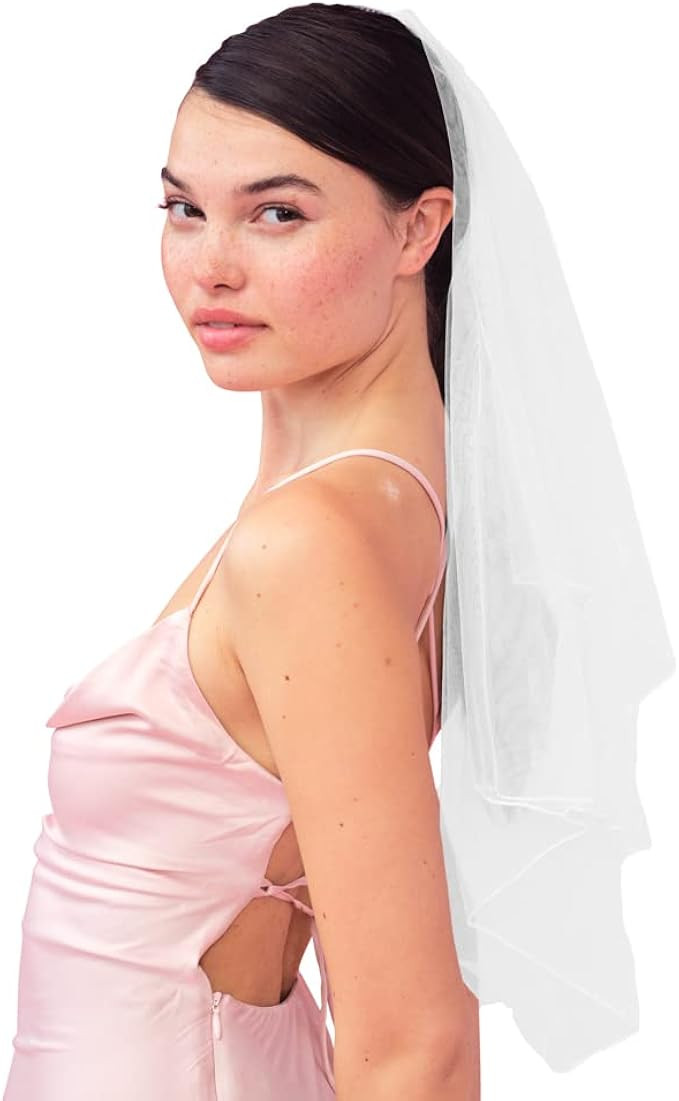 xo, Fetti Bachelorette Party Bridal Veil, Surged Edge | Headband Decorations, Bride To Be Gift, B... | Amazon (US)