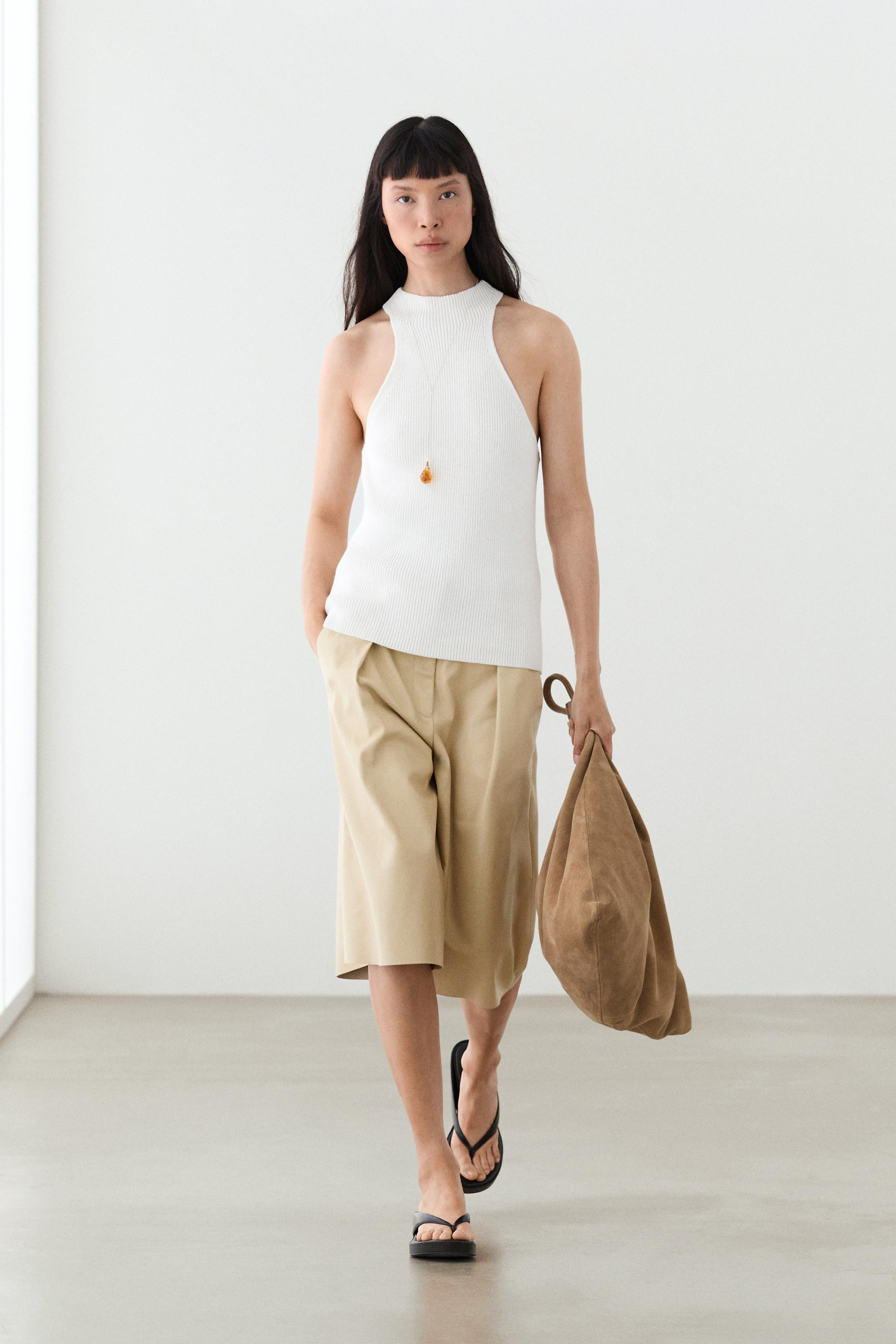Top halter com detalhe canelado em mistura de algod\u00e3o | Massimo Dutti PT