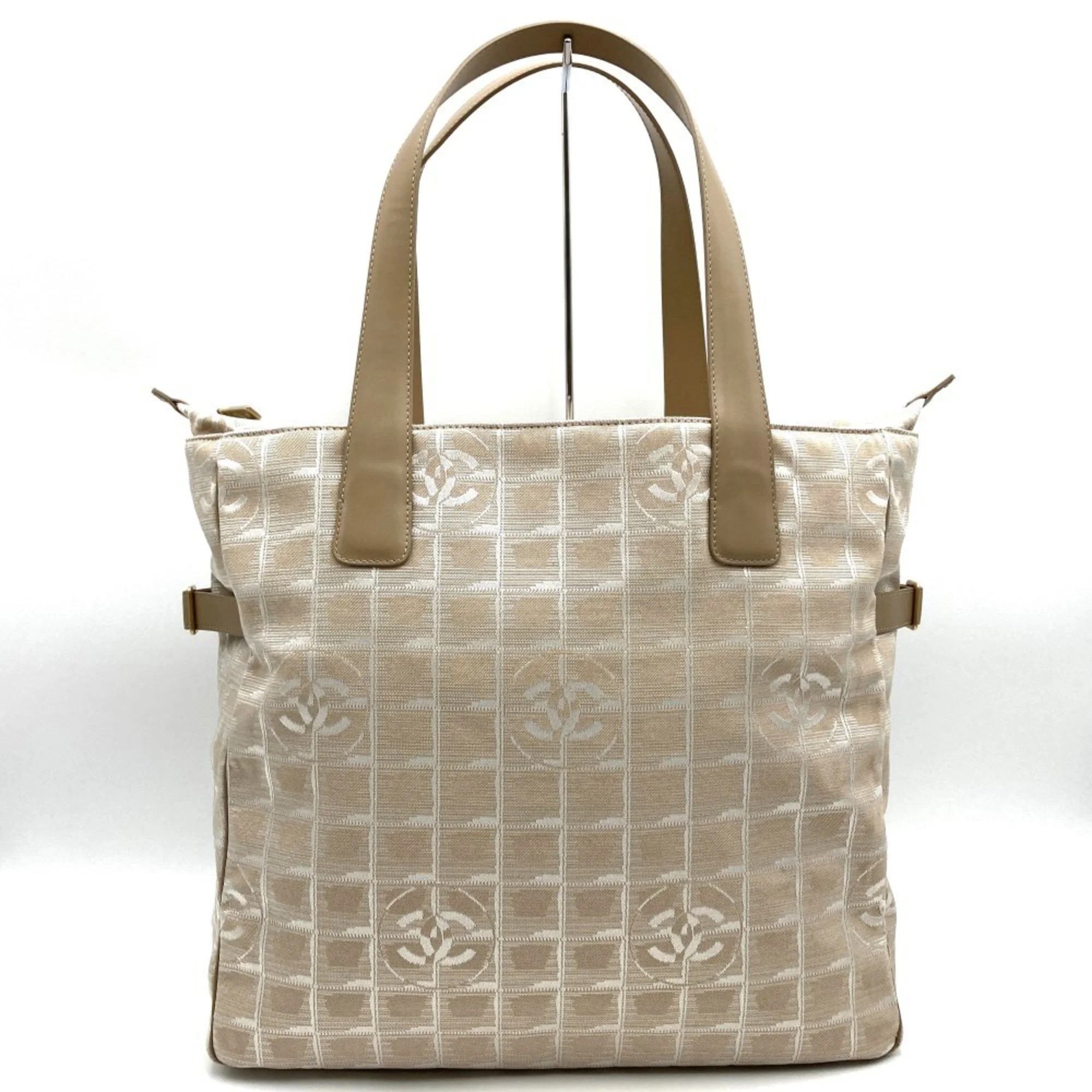 Pre-Owned CHANEL New Travel Tote Bag Handbag Beige Nylon Women's Guarantee/Seal Included (Good) | Walmart (US)