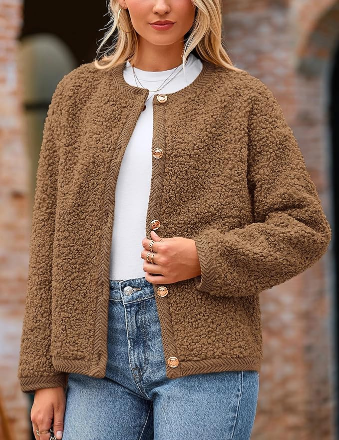 PRETTYGARDEN Women's Faux Fur Coat 2026 Fall Fuzzy Fleece Button up Shearling Cropped Jackets Win... | Amazon (US)