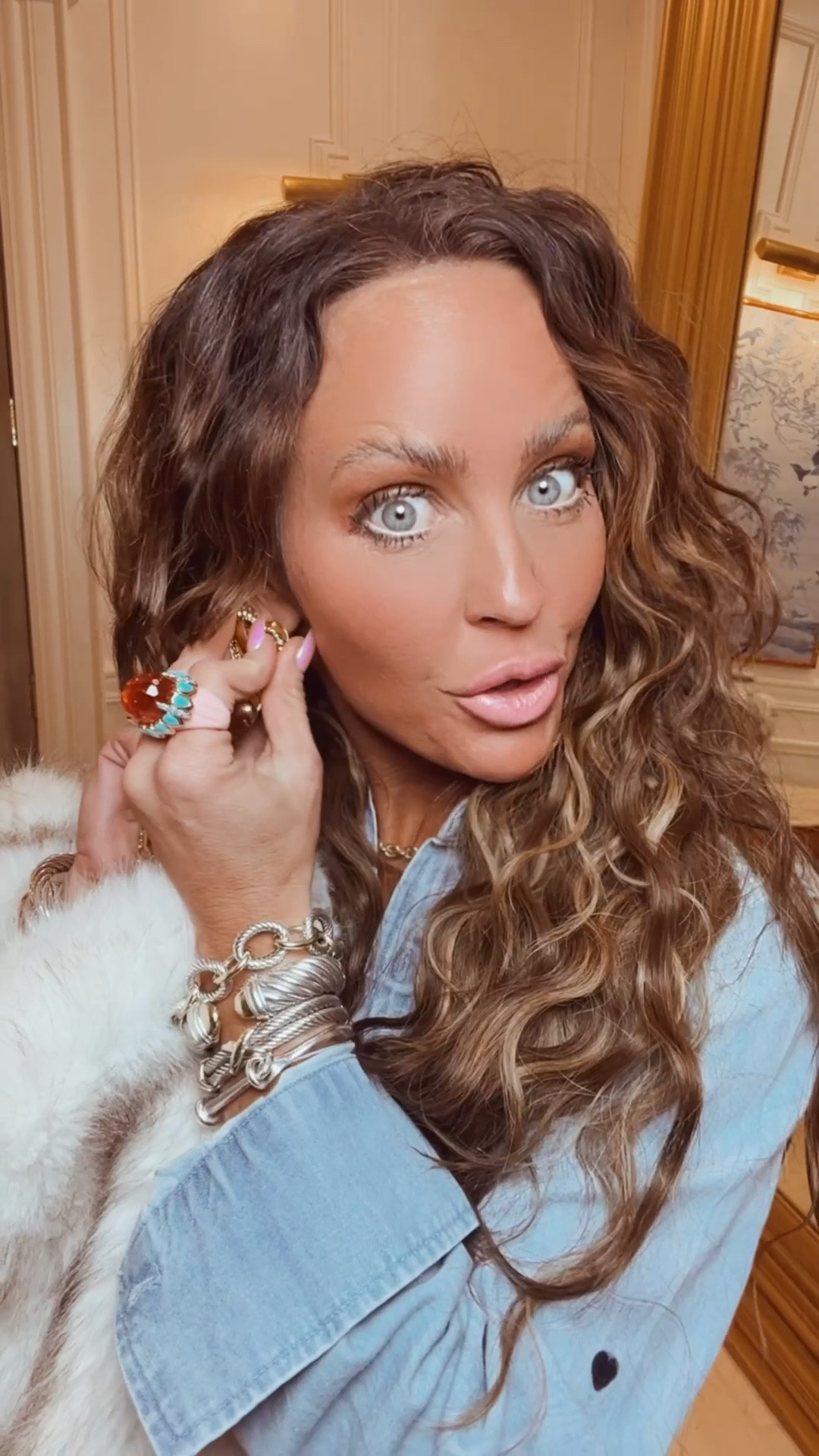 Heart awareness month has me all about some heart jewelry. 
Earrings are Charlotte Heart Boutique with discount code Puckett15 to save. Gold heart necklace on repeat.

#LTKOver40 #LTKstorytime #LTKootd