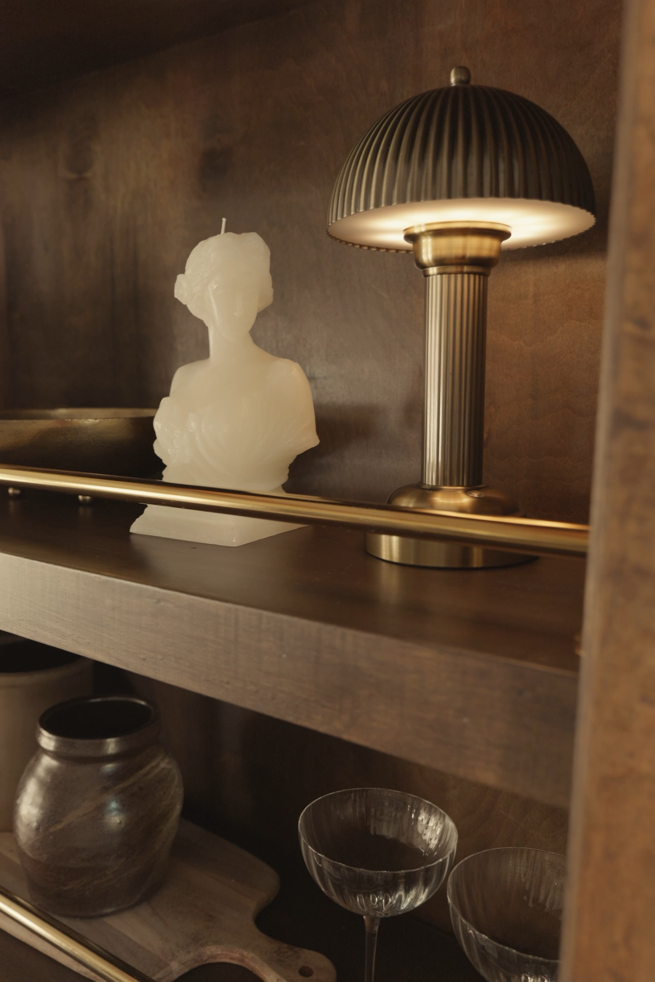 This rechargeable touch lamp is so beautiful. The brass is the perfect tone and I love all the details. It’s small enough it can fit on a library wall too. 

It also come and Black and Green. 

Touch lamp, decor, home, target, target finds, Hearth and Hand

#LTKSeasonal #LTKWatchNow #LTKHome