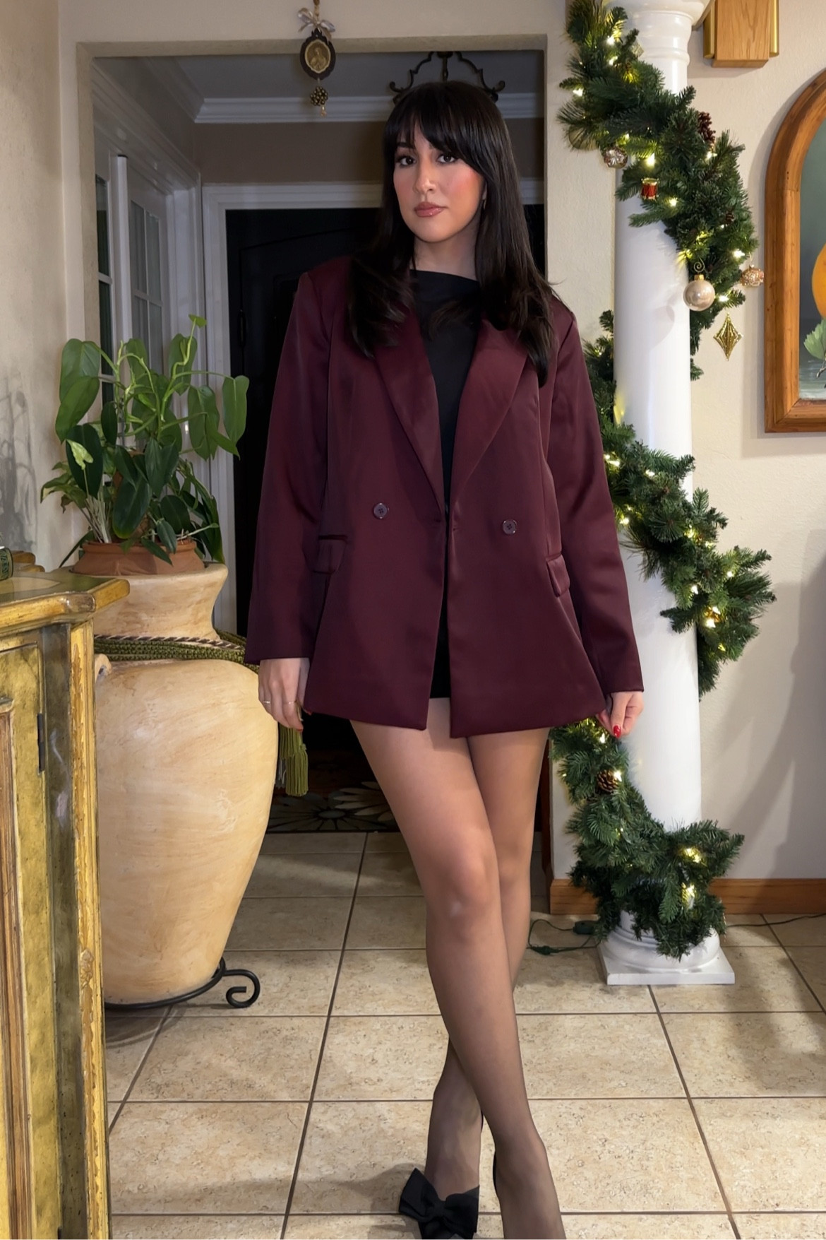 Burgundy blazer from
Target 

#LTKFindsUnder50 #LTKU #LTKSeasonal