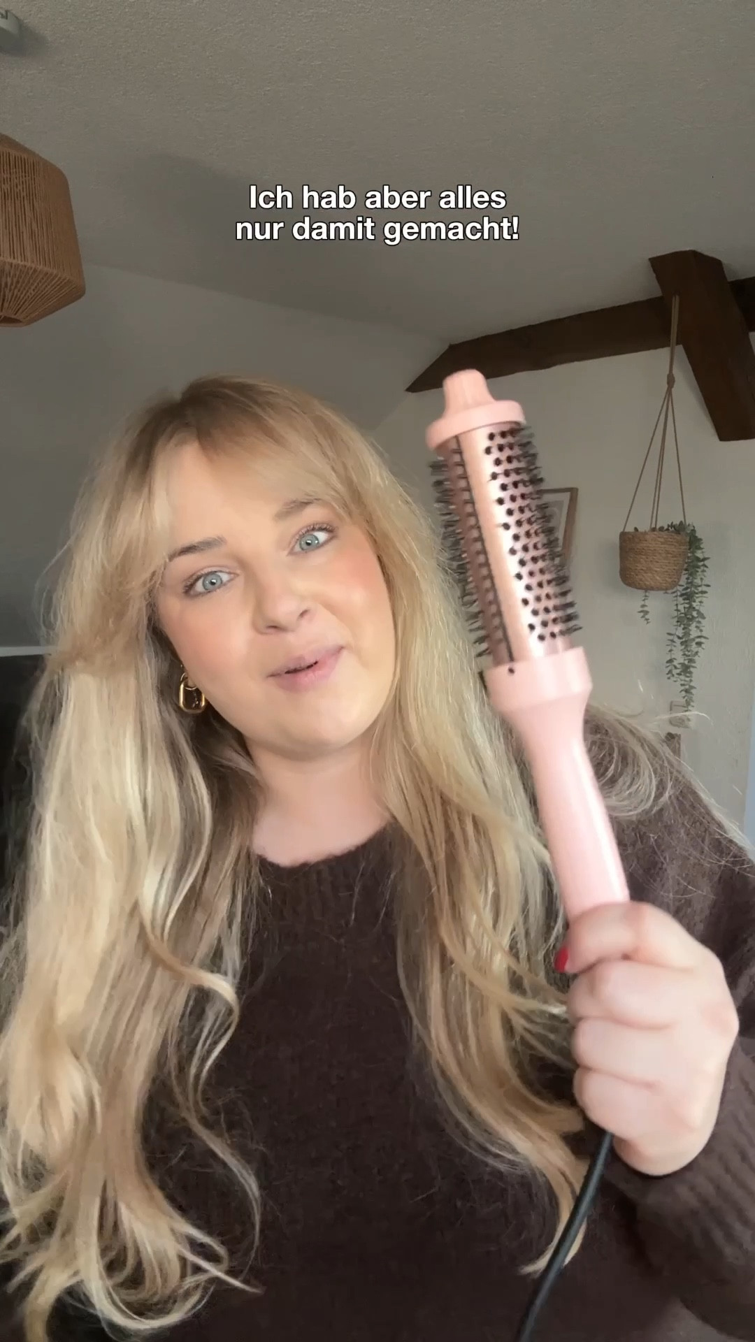 Haare stylen leicht gemacht 👋🏻

#haare #stylen #vorhernachher 

#LTKstyletip #LTKdatenight #LTKdeutschland