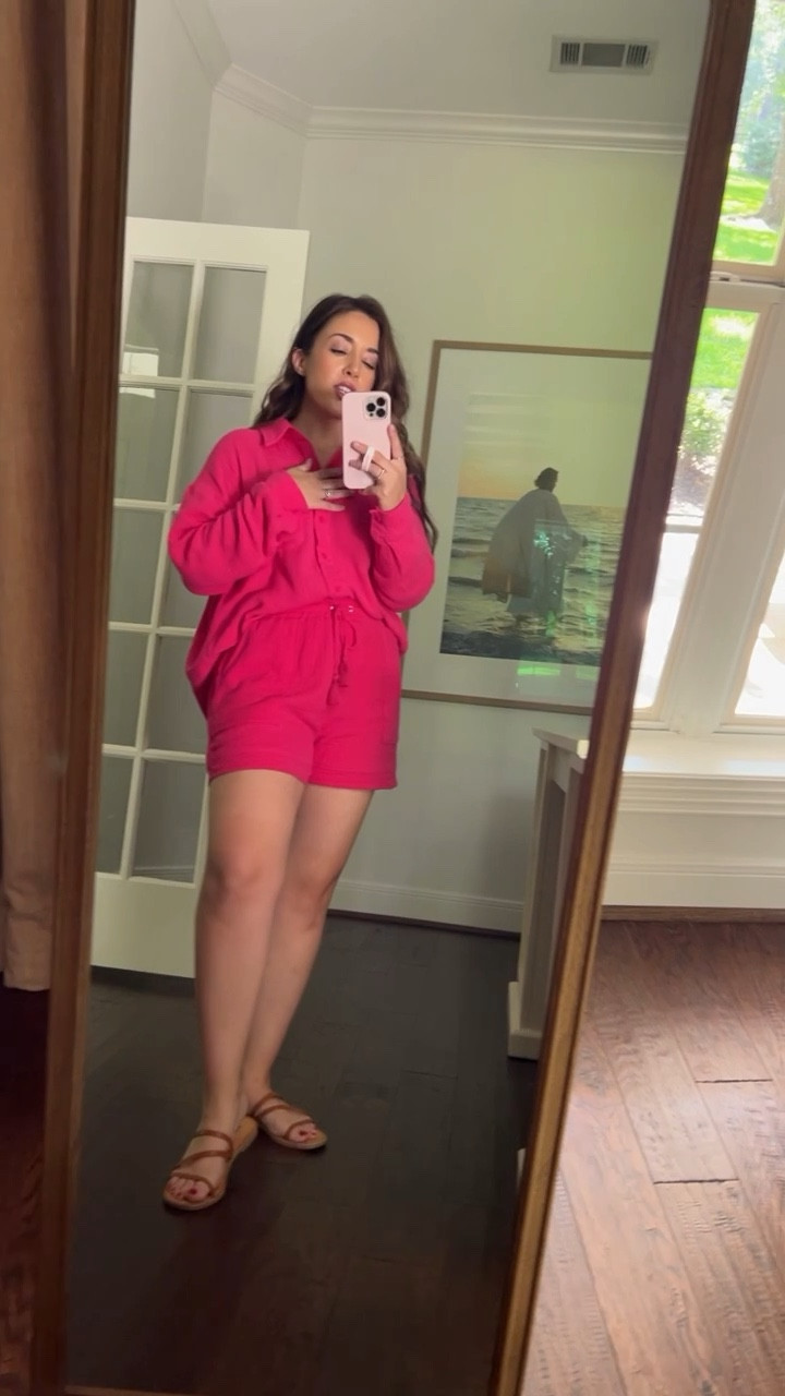 Comfortable and cozy travel look! Both on major sale and come in another beautiful color! Wearing on our trip to Fort Worth today! 

#LTKstyletip #LTKsalealert #LTKtravel