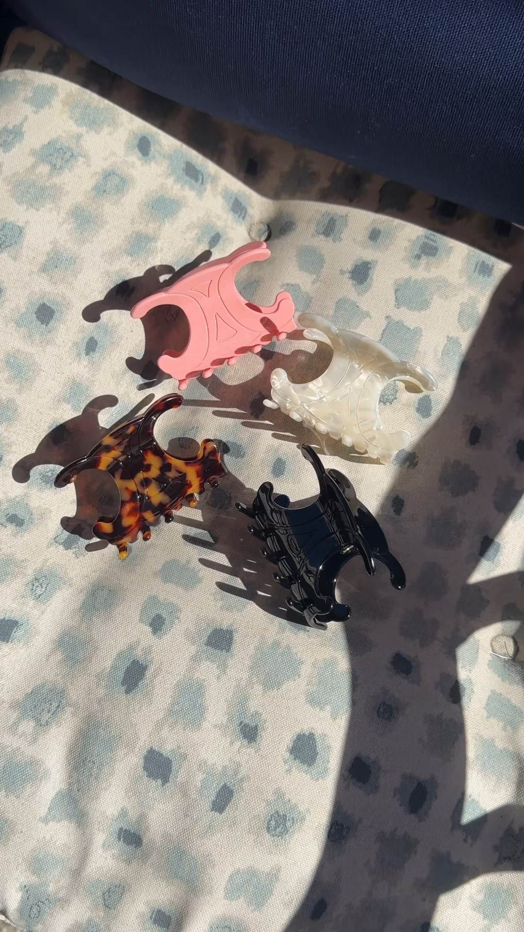 New cutie claw clips 💛💝

#LTKselfcare #LTKBeauty #LTKootd