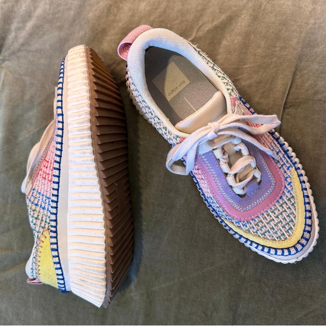 Dolce Vita Women's Sneakers - White/Multi - US 7.5 | Depop US