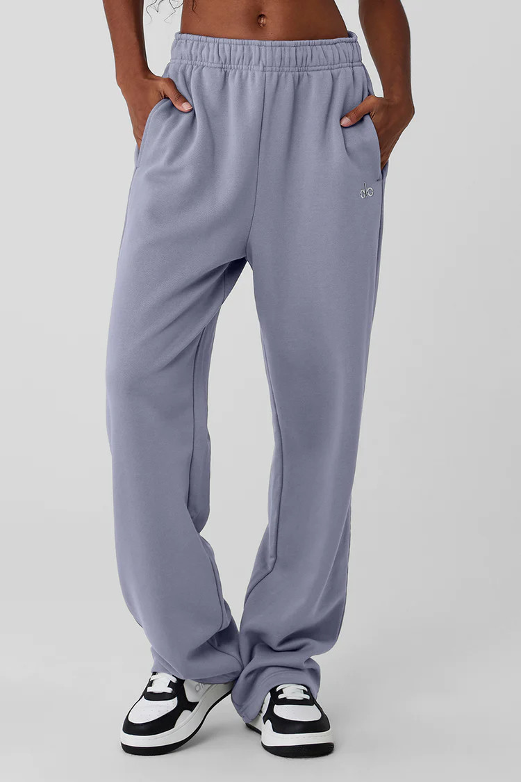 Accolade Straight Leg Sweatpant | Alo Yoga (US)