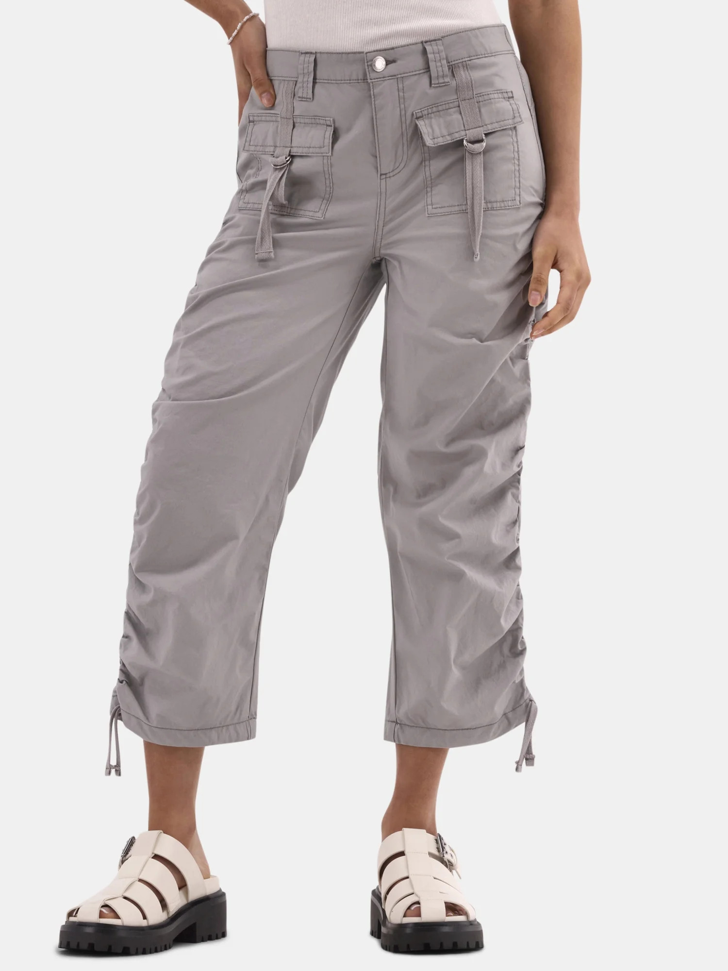 No Boundaries Ruched Crop Cargo Pants, 22'' Inseam, Women's and Women's Plus | Walmart (US)
