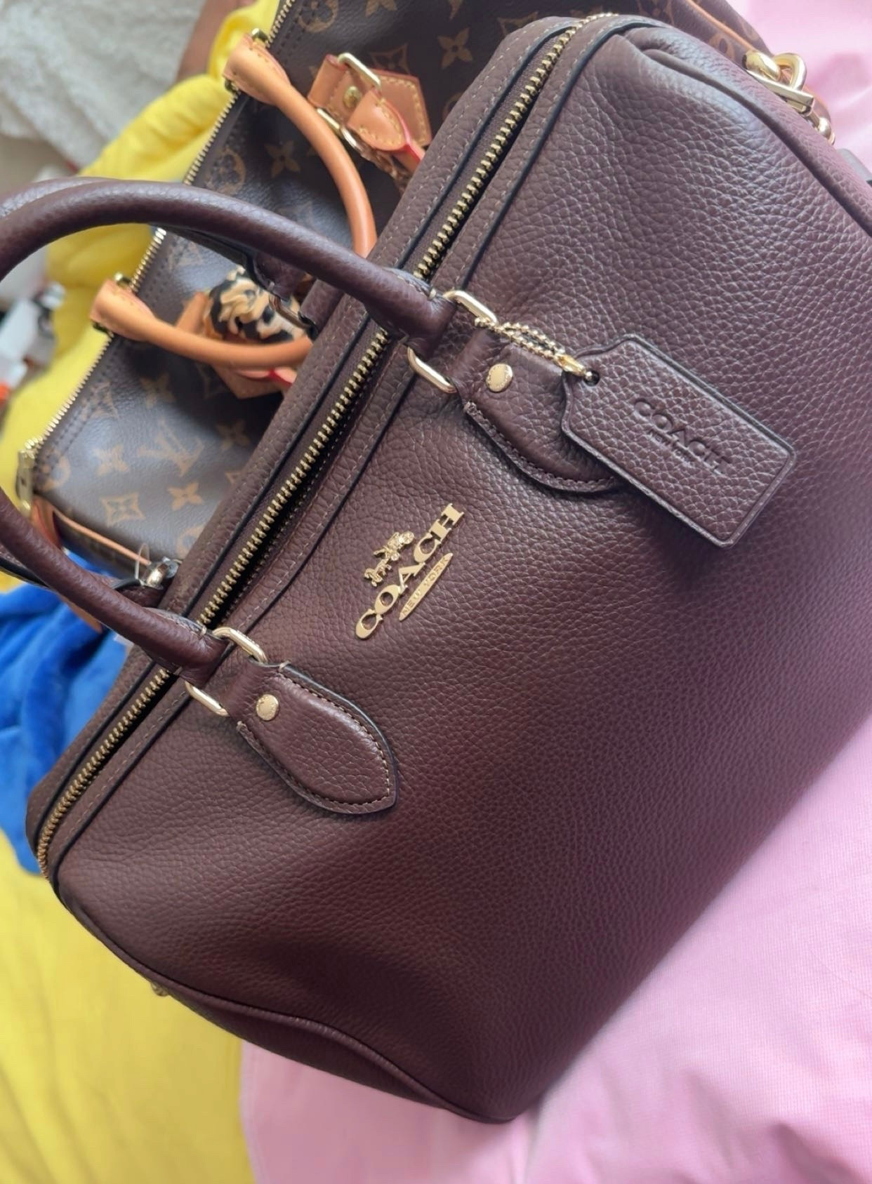 The PERFECT Autumn 🍂 purse!

#LTKgrwm #LTKvlog #LTKdayinmylife