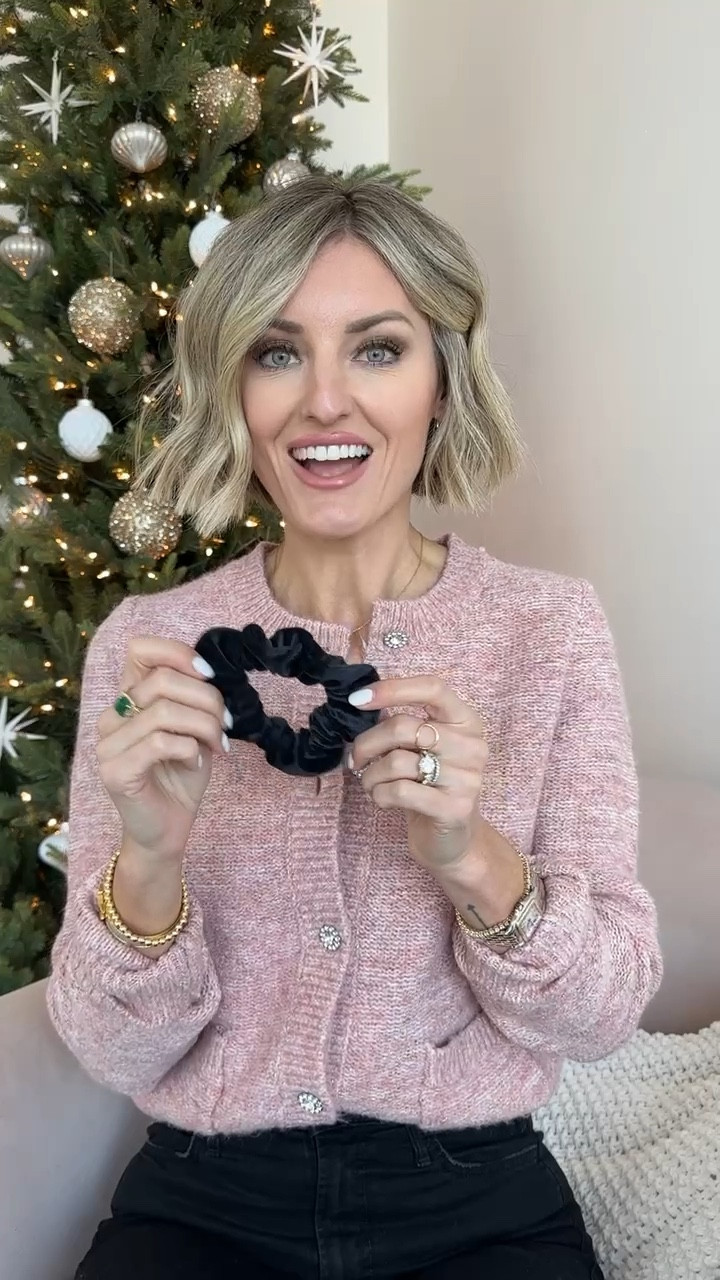 My favorite lululemon scruniches! These are great stocking stuffer ideas! 

Loverly Grey, stocking stuffers

#LTKGiftGuide #LTKbeauty #LTKfindsunder50