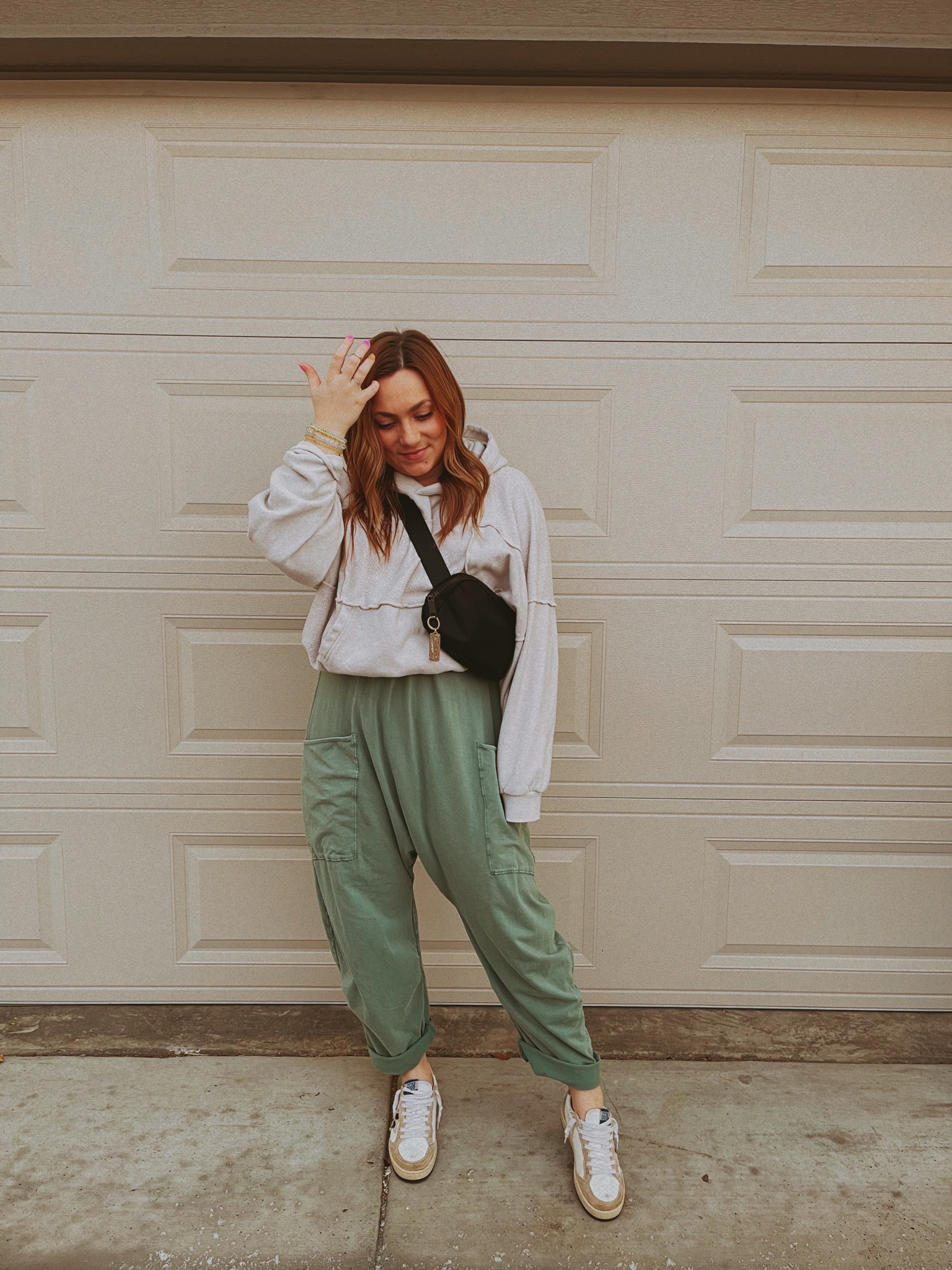 Comfy casual cozy outfit
Midsize style
Free people FP aerie
Sneakers
#competition

#LTKunder100 #LTKstyletip #LTKFind