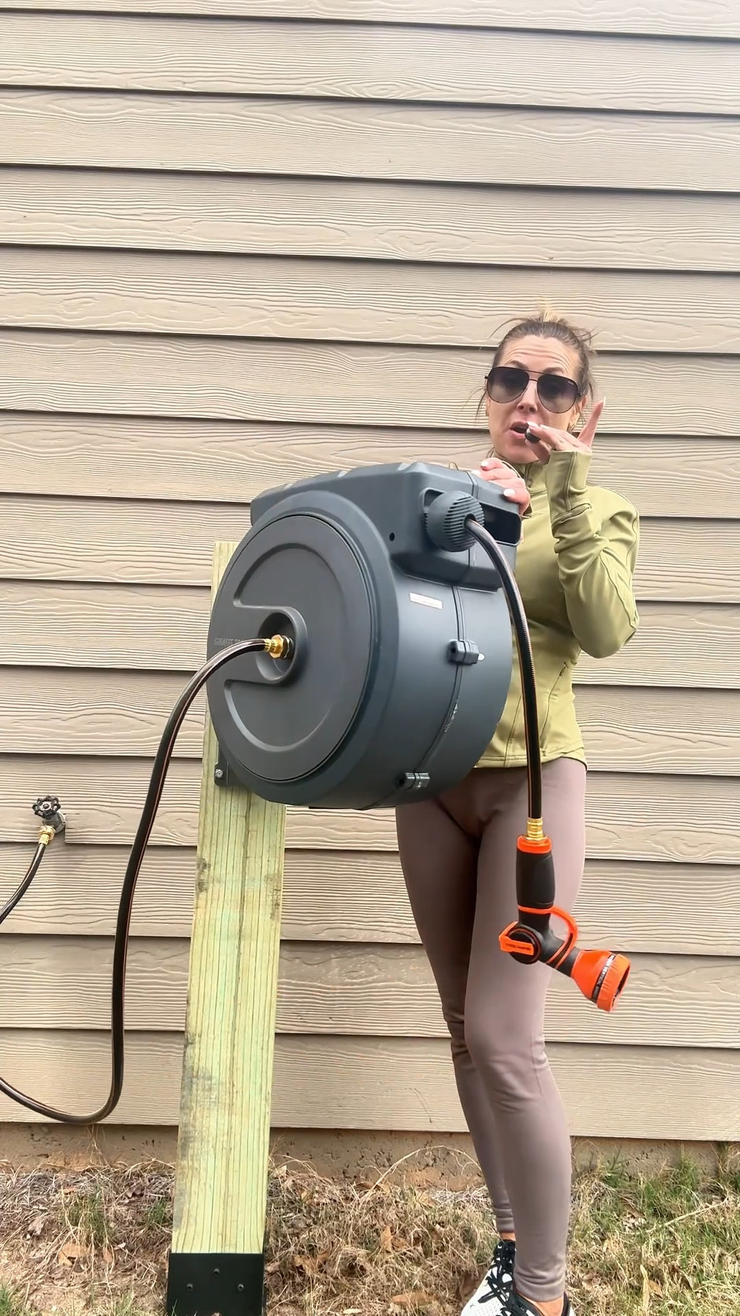 If you’re constantly moving your garden hose from spigot to spigot, trying to reach different parts of your yard, and still not getting full coverage… this is your upgrade.

This Giraffe retractable garden hose is 130 feet long and mounted on a 180° swivel bracket, so it literally follows you wherever you go. Front yard, side yard, backyard—one hose covers everything without disconnecting or dragging multiple hoses around.

• #TikTokShopFinds
• #GardeningHacks
• #GardenUpgrade
• #HomeImprovement
• #OutdoorLiving