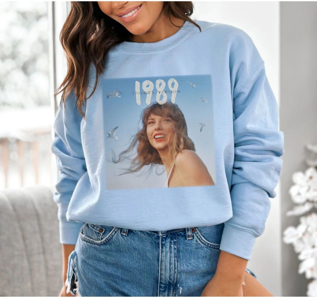 1989 Taylor's Version Tshirt & Sweatshirt Taylor Swiftees - Etsy | Etsy (US)