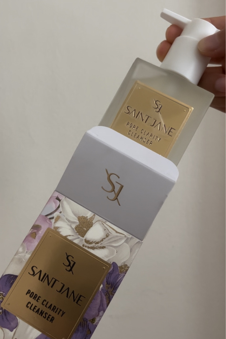 A moment for this gorgeous packaging 💜

#LTKBeauty #LTKFindsUnder50