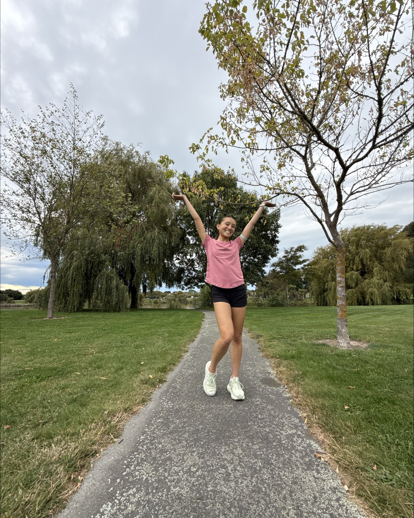 Ootd for today’s run 🩷

#LTKootd #LTKfitnessgoals