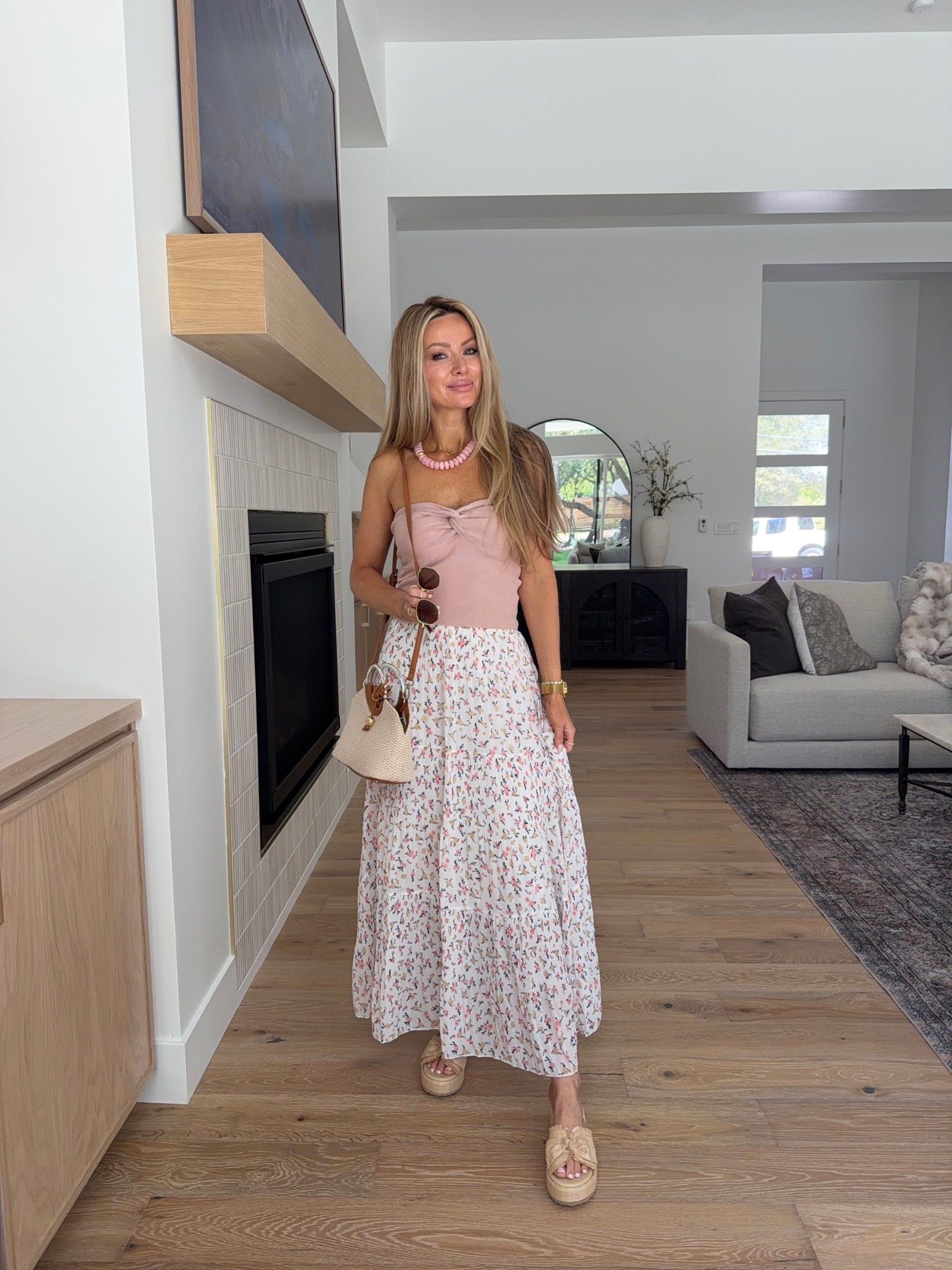 Amazon summer outfits that look boutique but are actually budget friendly 🌸✨ comment AMAZON and I’ll send you all the details 

At this point, Amazon has become my favorite place to find those “where did you get that?” outfits without the designer price tag. These pieces are feminine, flattering, comfortable, and honestly feel way more expensive than they are.

Flowy floral maxi skirts, easy matching sets, breezy vacation pants, and pretty little tops that instantly make you look put together with minimal effort — exactly the kind of outfits I love wearing this time of year.

As a busy mom, I’m always looking for pieces that are:
✔️ lightweight + breathable
✔️ easy to style
✔️ comfortable enough for all day wear
✔️ trendy without trying too hard
✔️ chic enough for brunch, vacation, date night, or everyday errands

The pink florals, tropical prints, and effortless silhouettes are giving coastal vacation energy in the best way… and every single look is from Amazon.

Affordable fashion has gotten SO good lately 🤍

#AmazonFashion #AmazonOutfits #AmazonFashionFinds #SummerStyle #VacationOutfits
