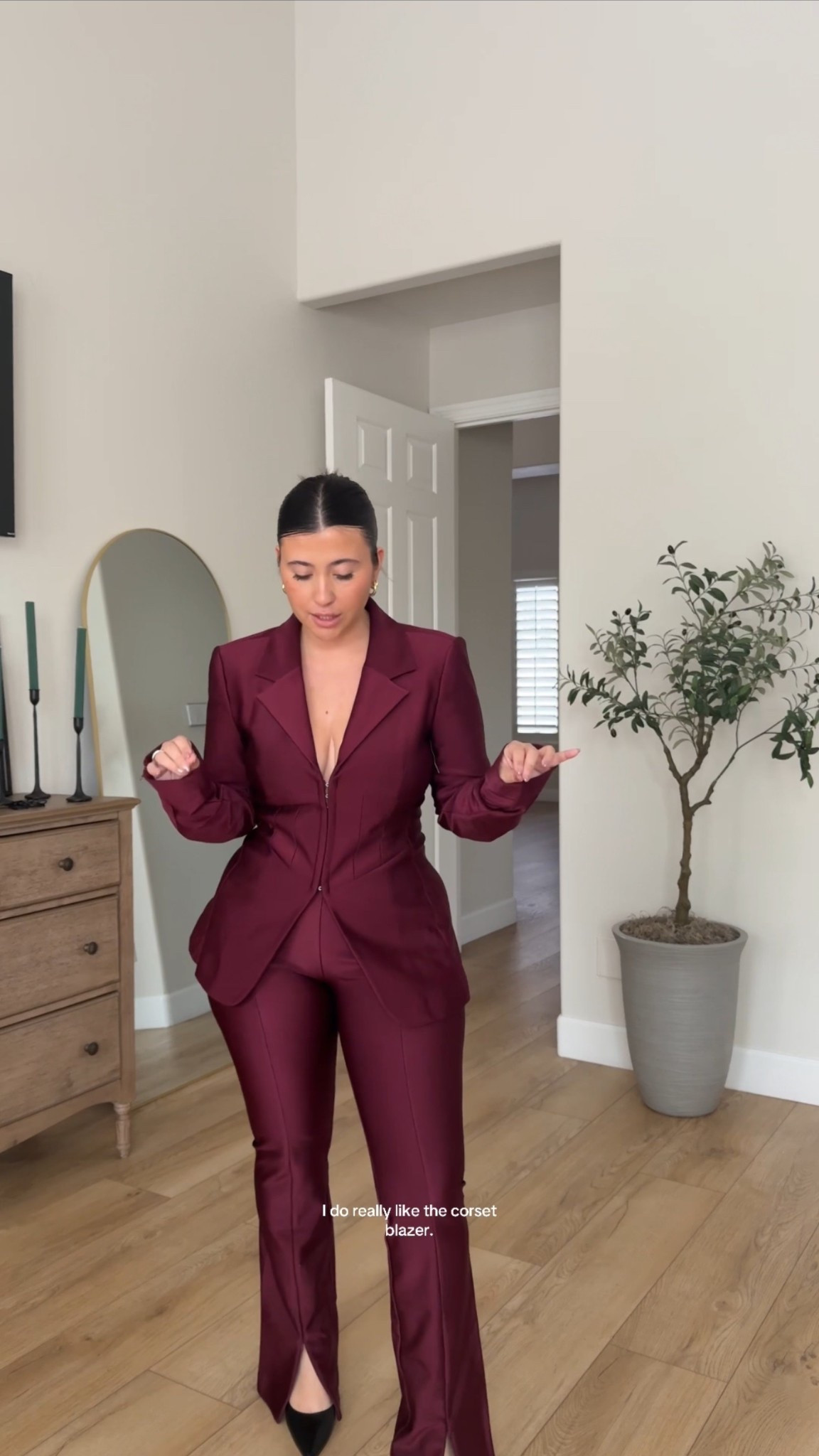 Another outfit that I think is so cute!

#goodamerican #falloutfit #fallfashion 


#LTKHoliday #LTKootd #LTKgrwm