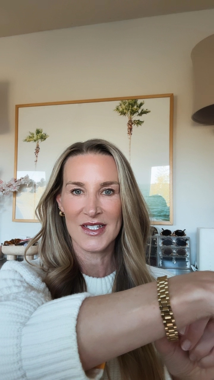 Shine this holiday season with Ana Luisa. I have worn their timeless pieces for years and they are the perfect gift for yourself and everyone you love. Their jewelry is long lasting, tarnish proof, water resistant and comes with a 2 year warranty on every piece.

Holiday event is live. Up to 25% off sitewide plus free diamond studs on orders over $250. Free shipping and free exchanges so you can shop early and get everything in time.

I linked my full Ana Luisa shop in my LTK with my favorite pieces including the two items I received plus more of the viral bestsellers.

Shop my LTK to see everything in one place.

@analuisa 
#analuisa #AnaLuisaAmbassador #BestDeal