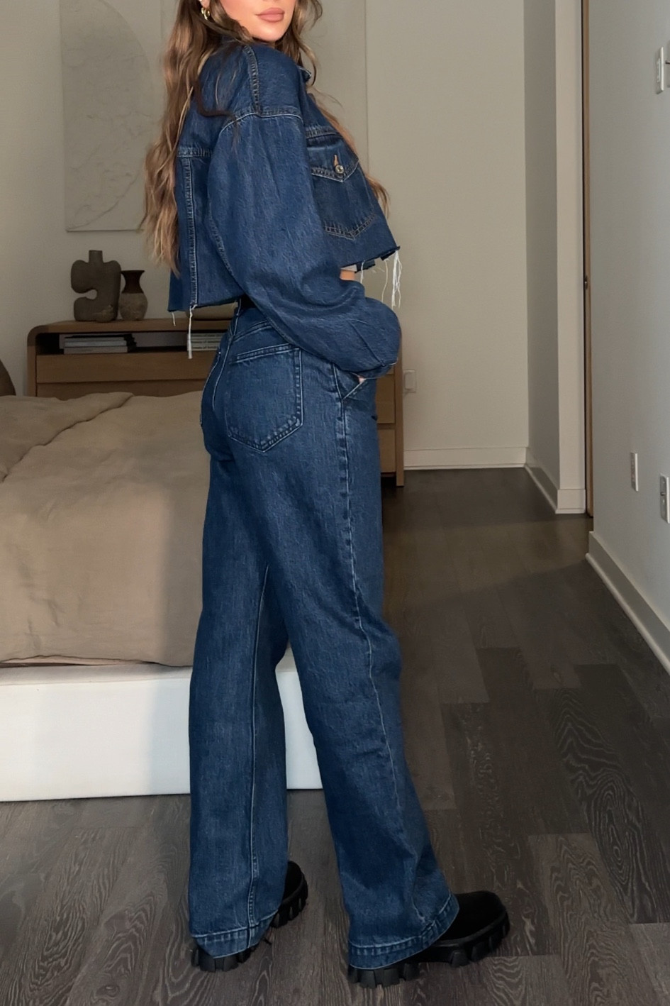 *** I cropped the jacket myself to be a bit shorter / have raw edges 