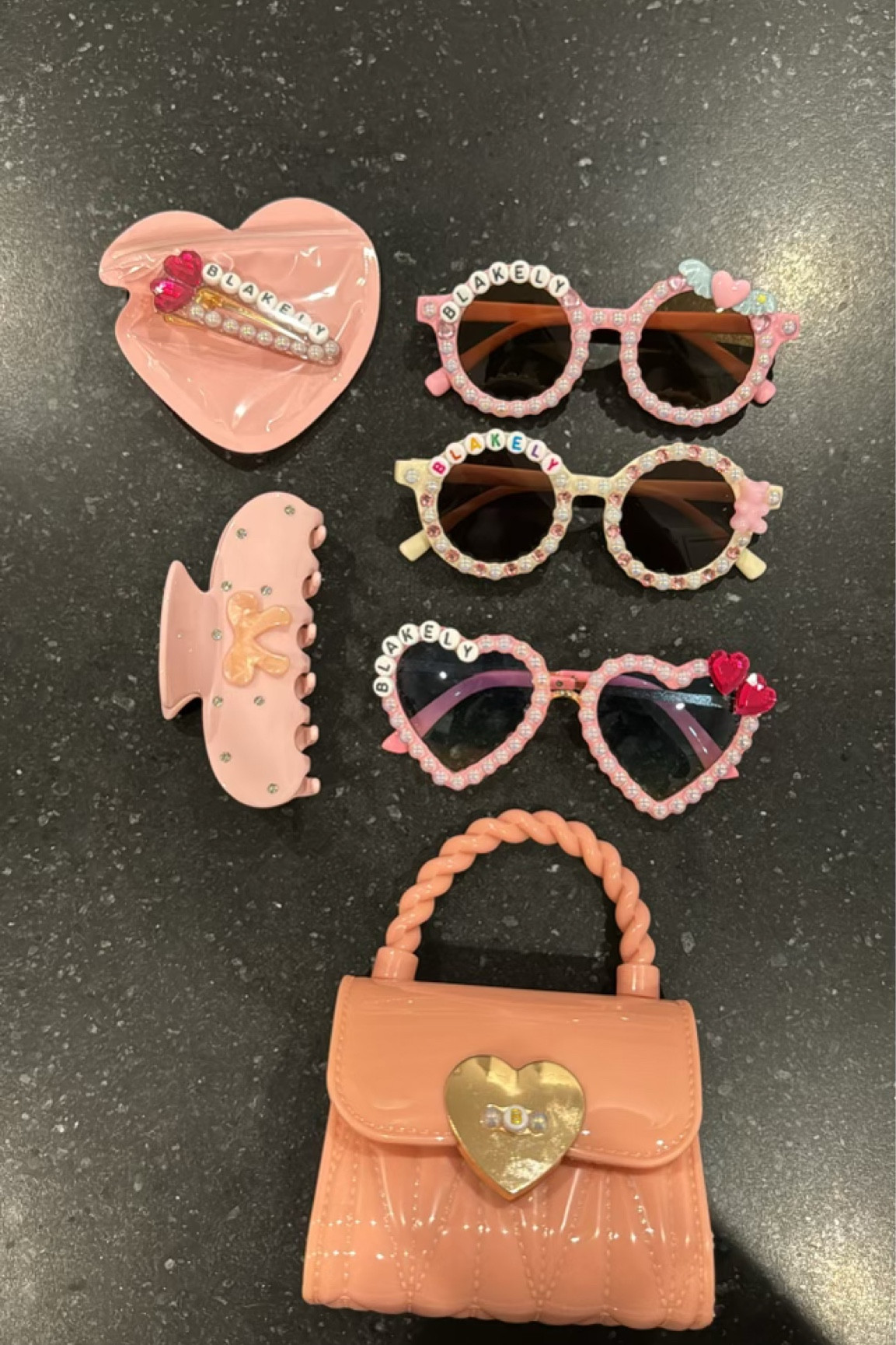 The cutest Valentine’s Day accessories for the girls 💗

#LTKKids #LTKStyleTip #LTKSeasonal